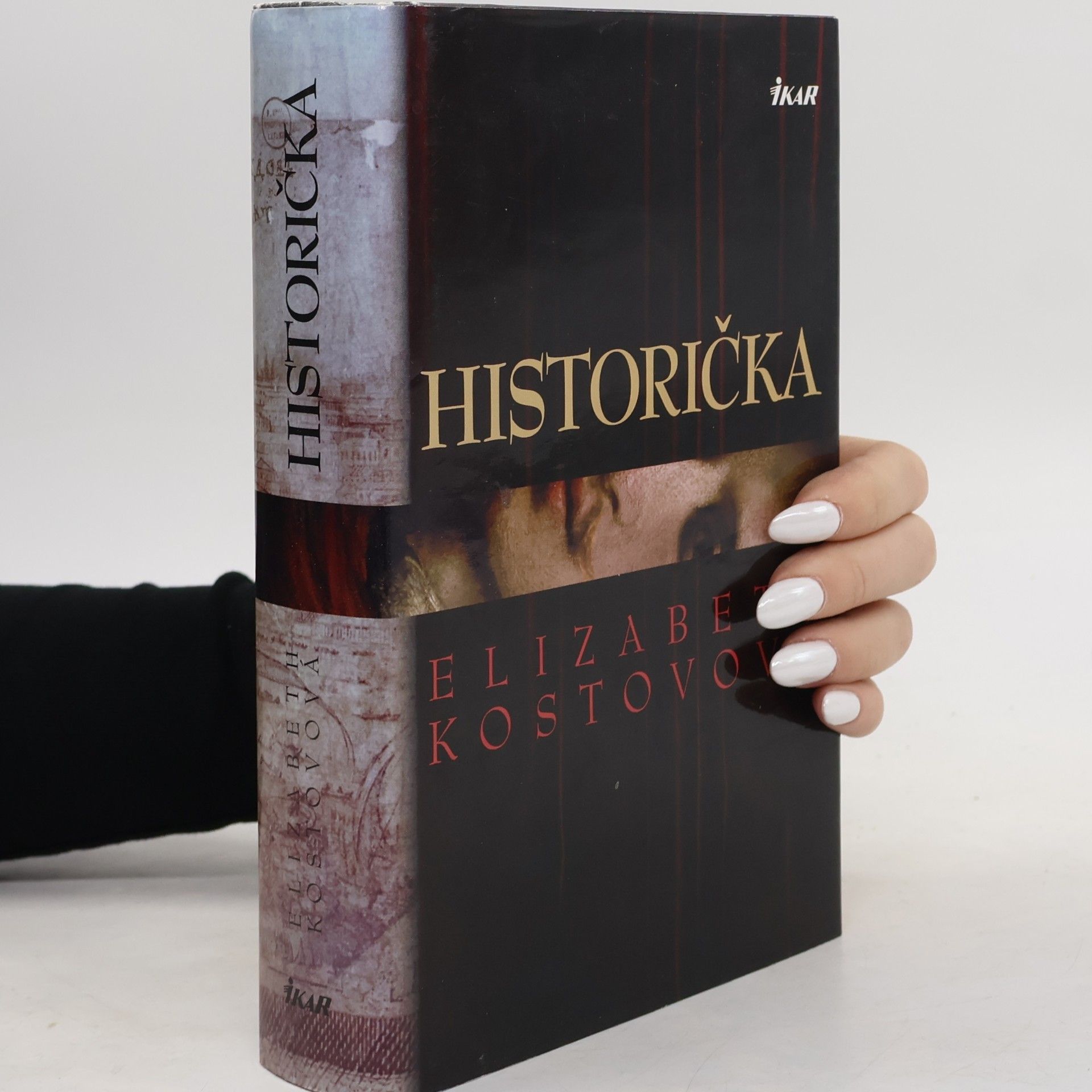 Elizabeth Kostova Historička