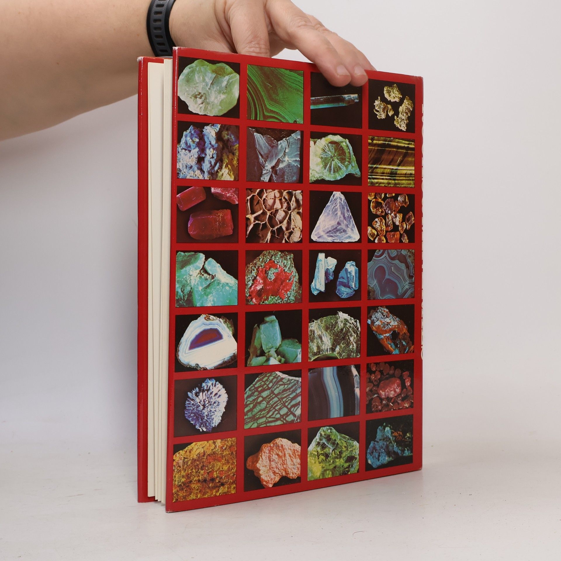 A. F. L. Deeson The collector's Encyclopedia of Rocks & Minerals