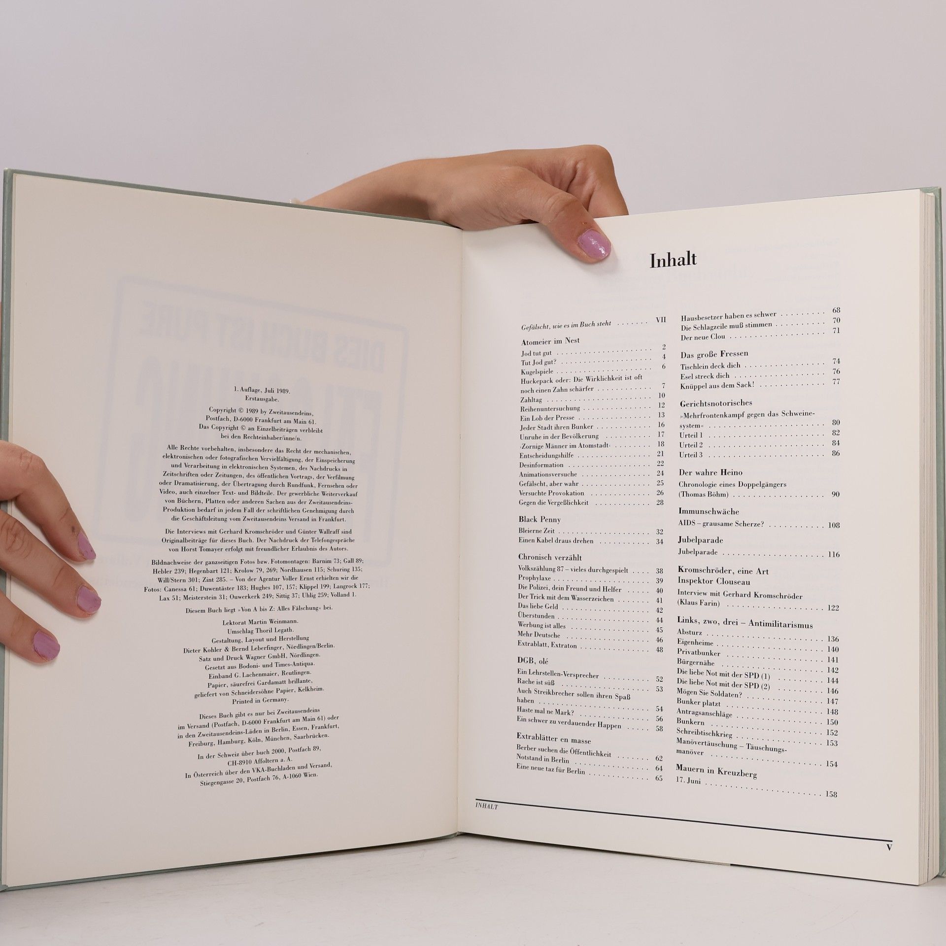 Collectif d'auteurs Dies Buch ist Pure Fälschung