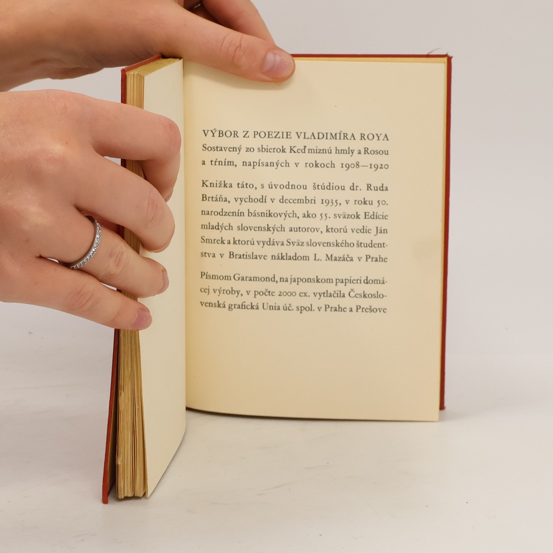 Autorenkollektiv Výbor z poezie Vladimíra Roya