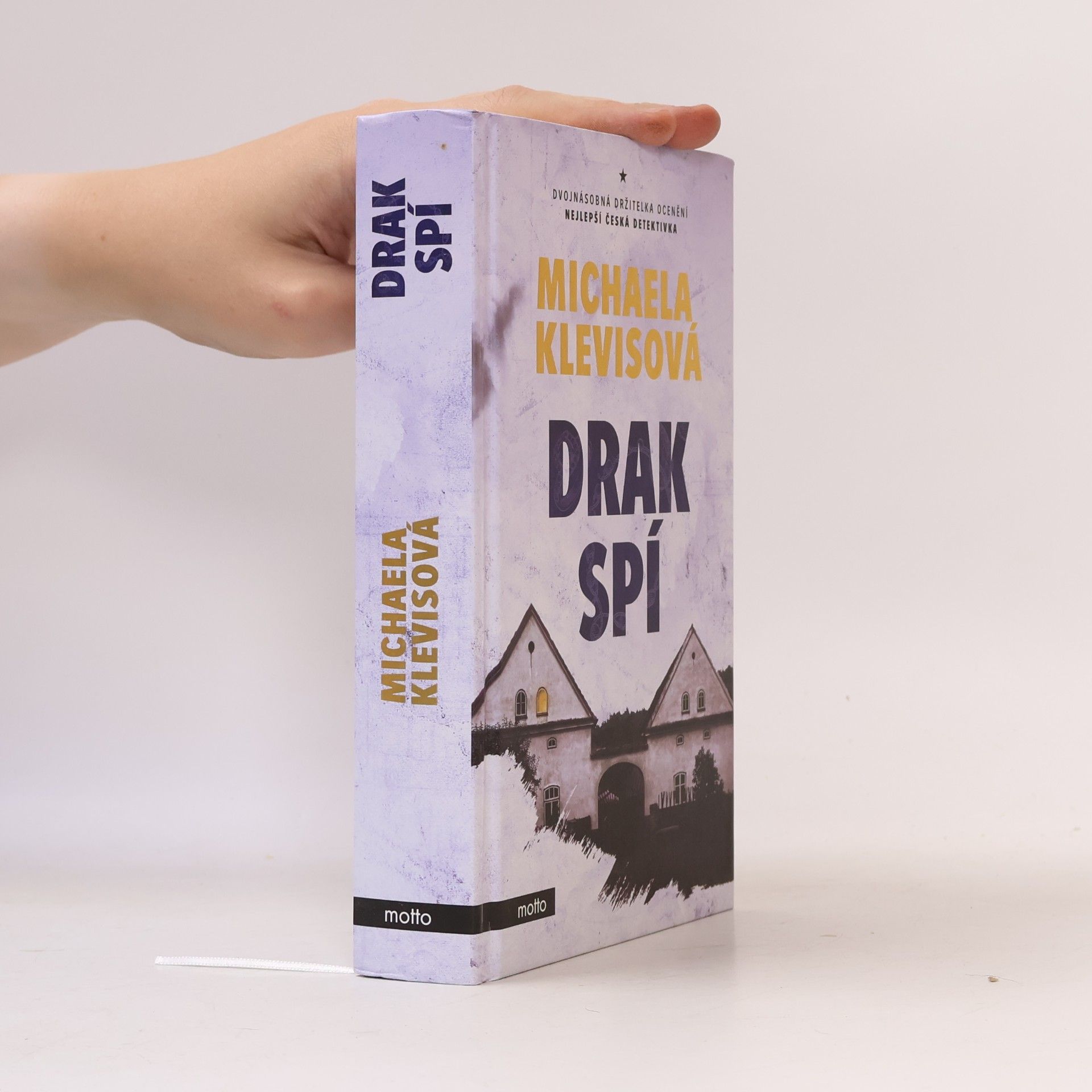 Michaela Klevisová Drak spí