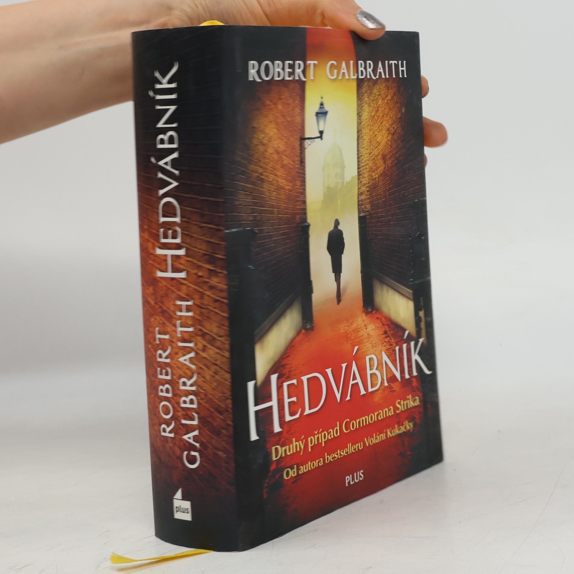 J. K. Rowling Hedvábník