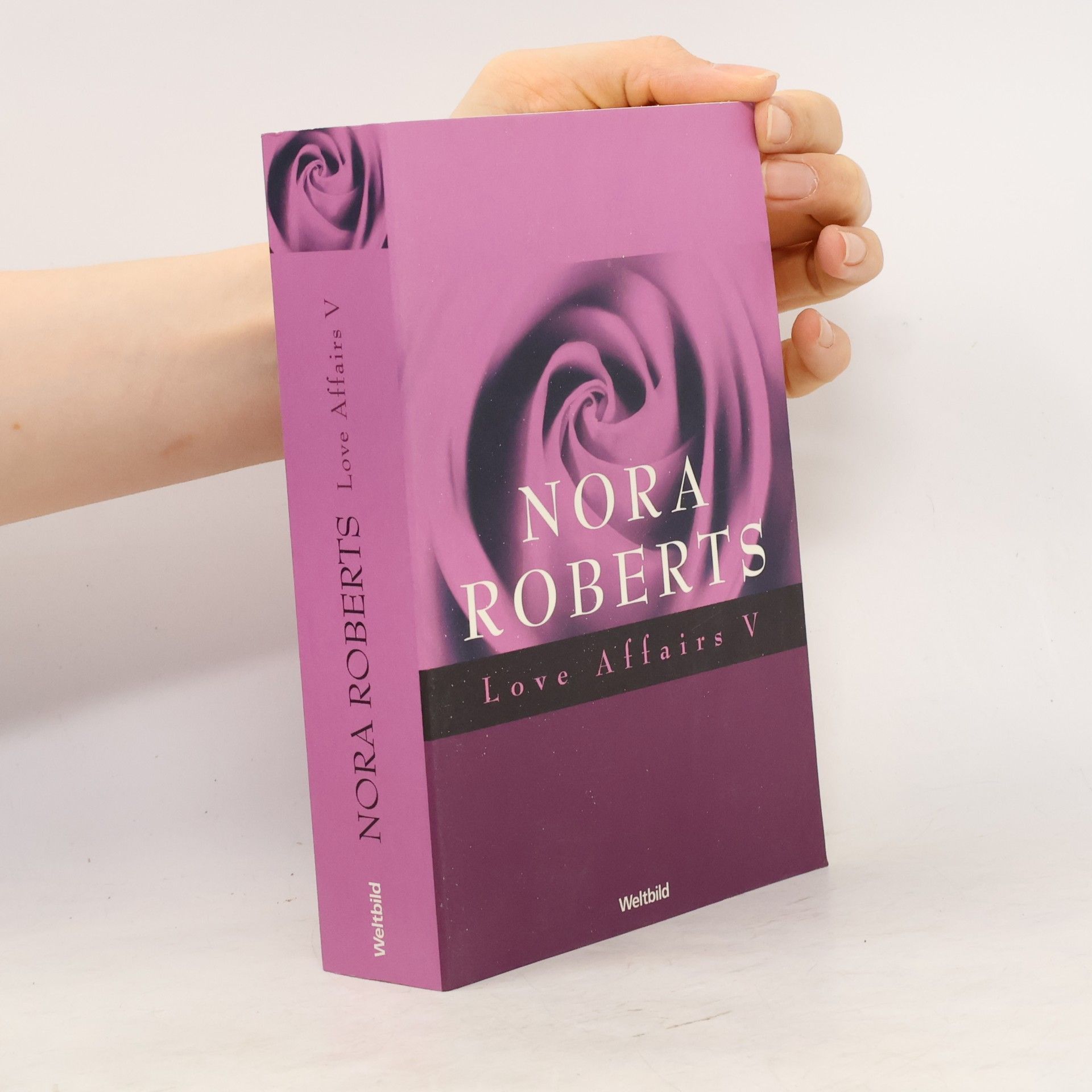 Nora Roberts Love Affairs V - 3 Romane in einem Band
