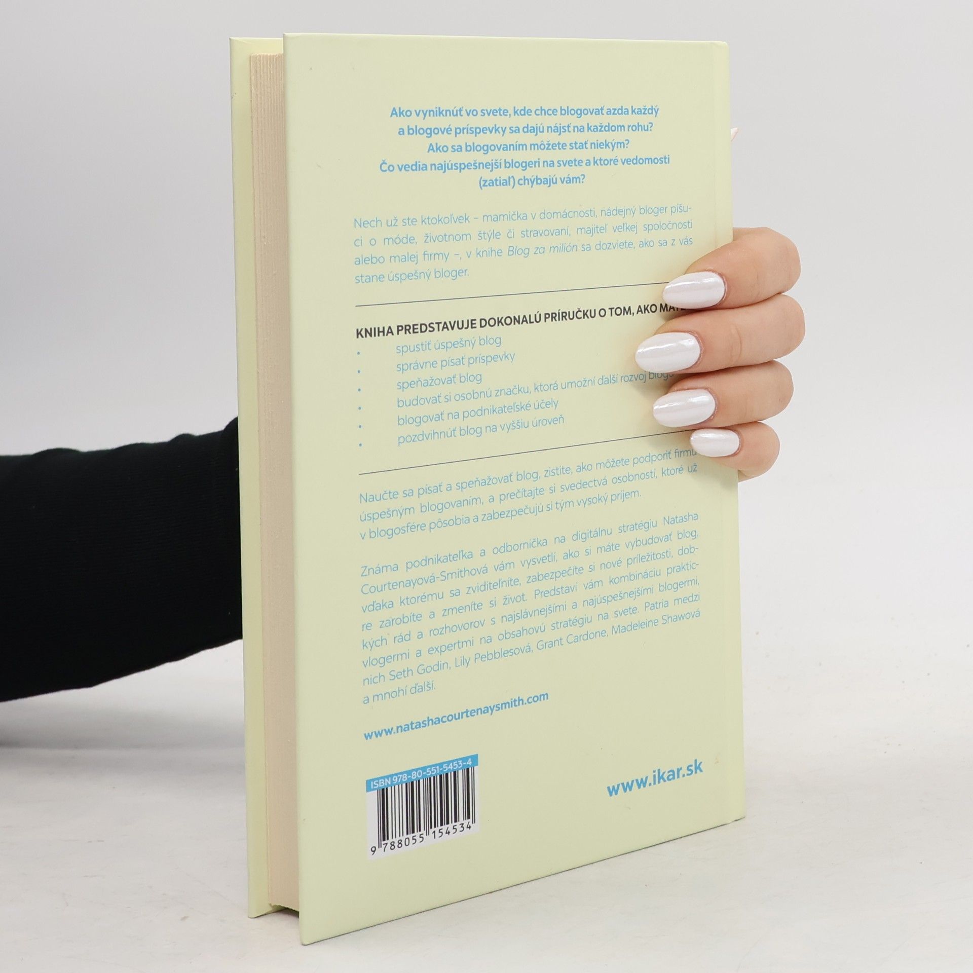 Natasha Courtenay-Smith Blog za milión