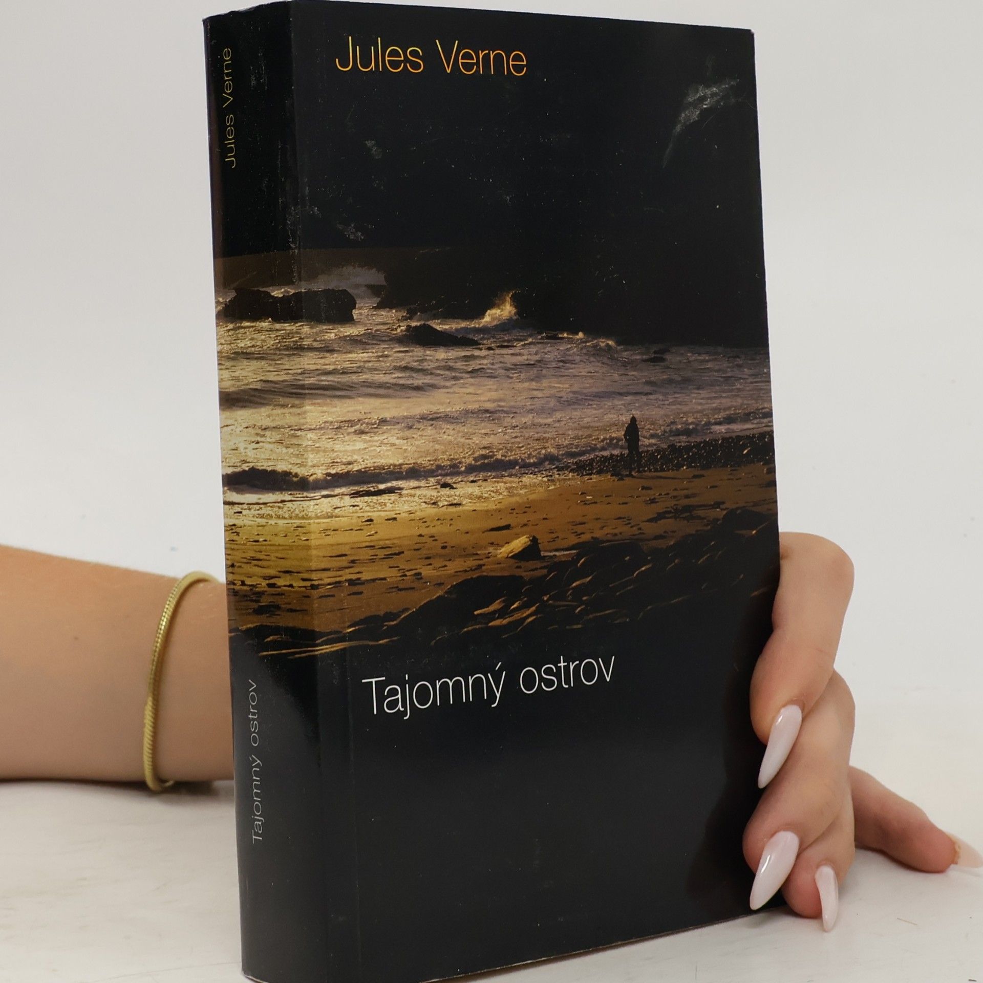 Jules Verne Tajomný ostrov