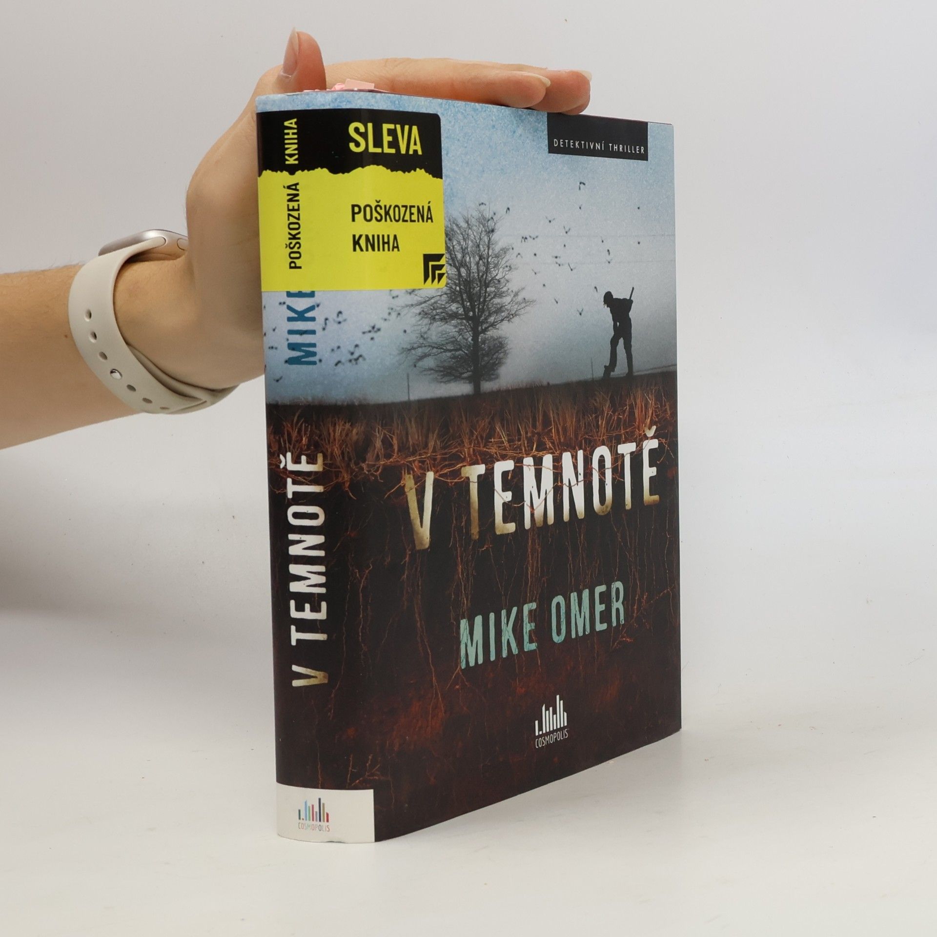 Mike Omer V temnotě