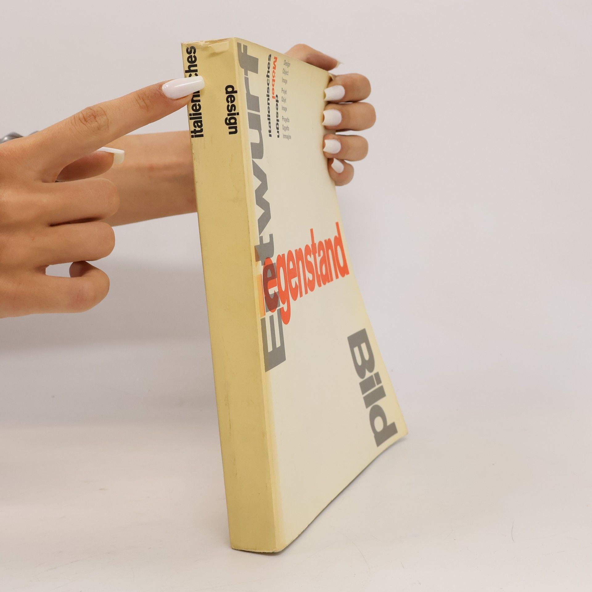 Autorenkollektiv Italienisches Möbel Design. Entwurf Gegenstand Bild