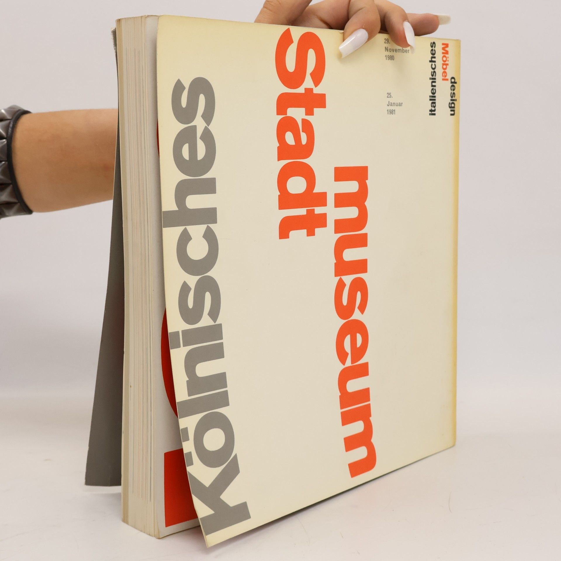 Autorenkollektiv Italienisches Möbel Design. Entwurf Gegenstand Bild