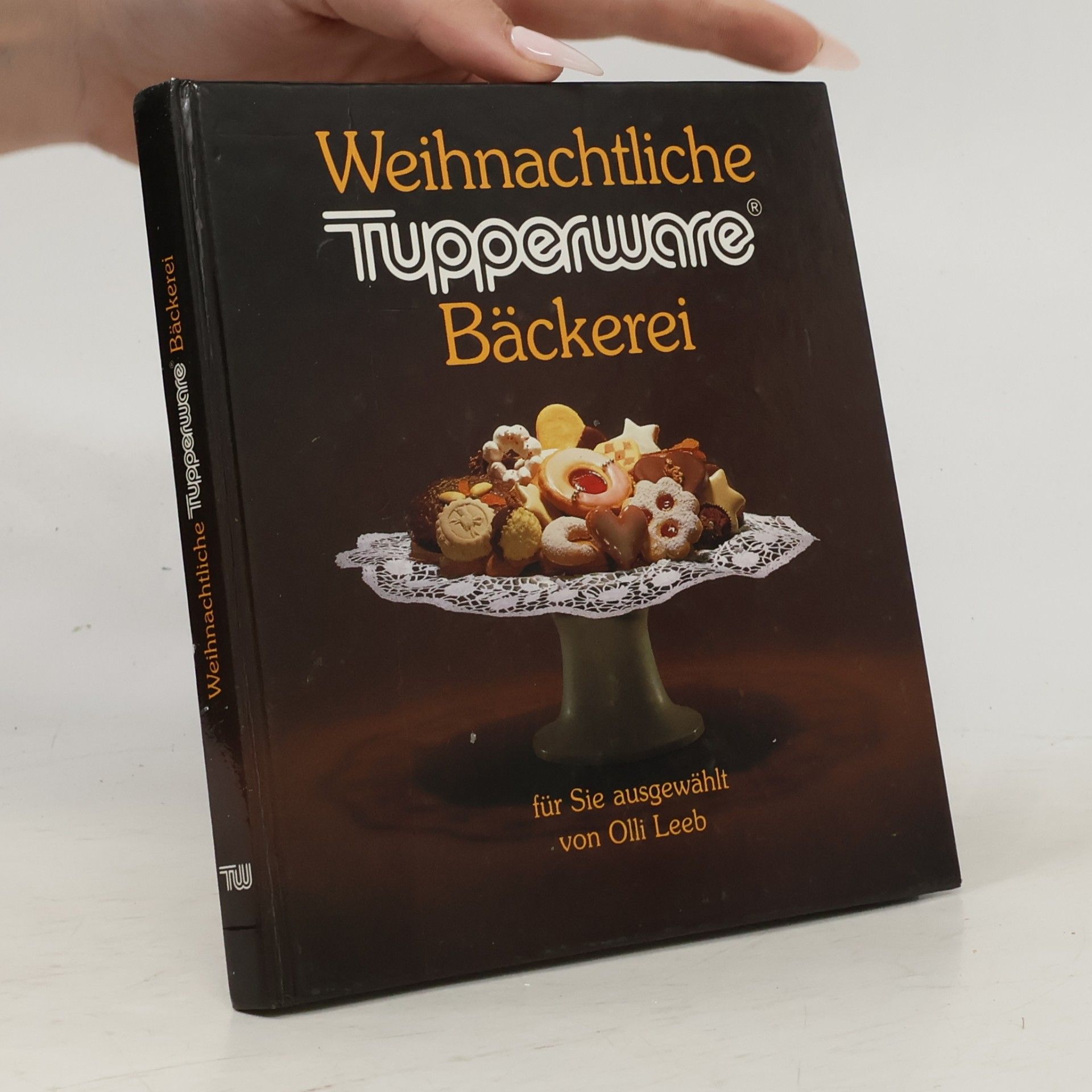Oli Leeb Weihnachtliche Tupperware Bäckerei