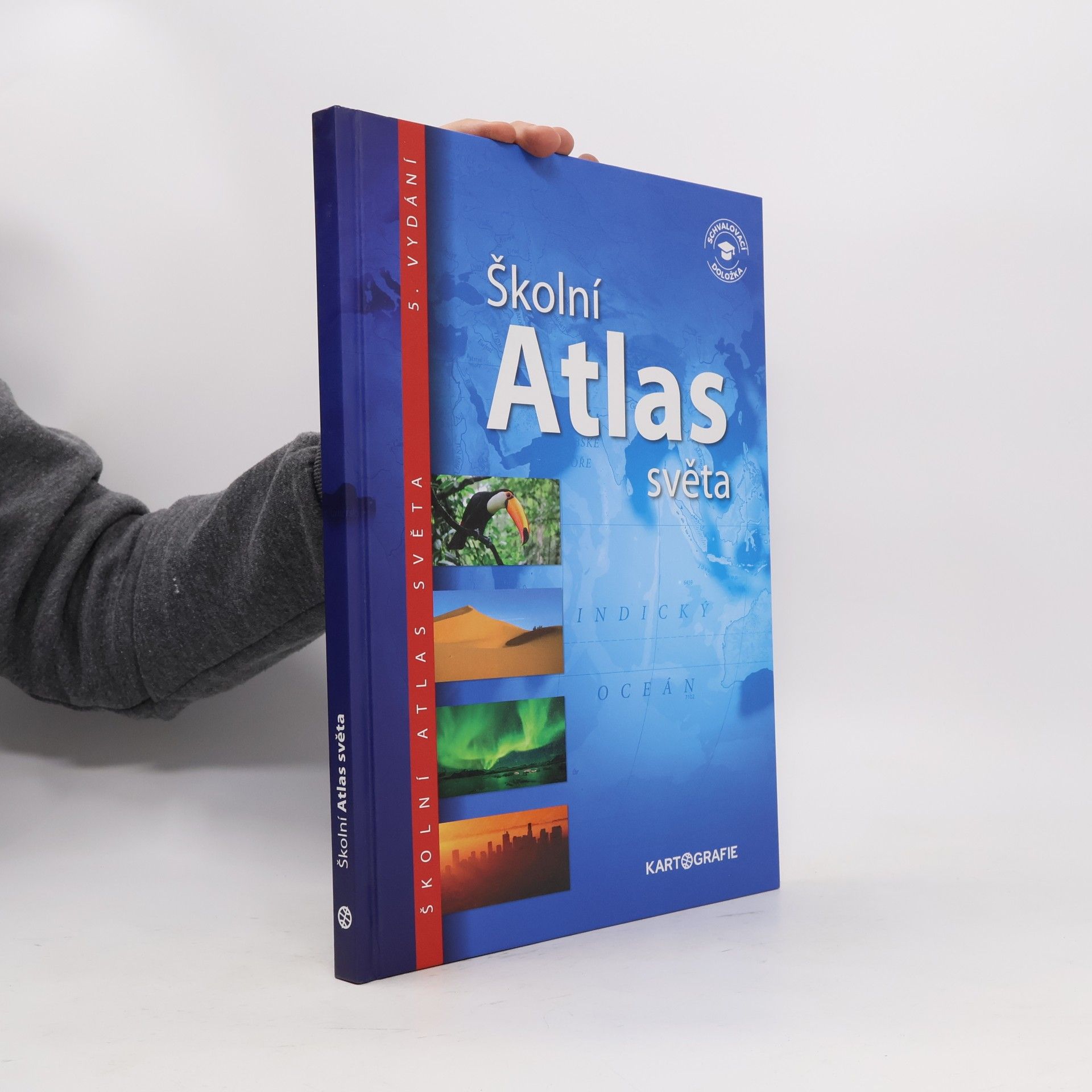 Autorenkollektiv Školní atlas světa