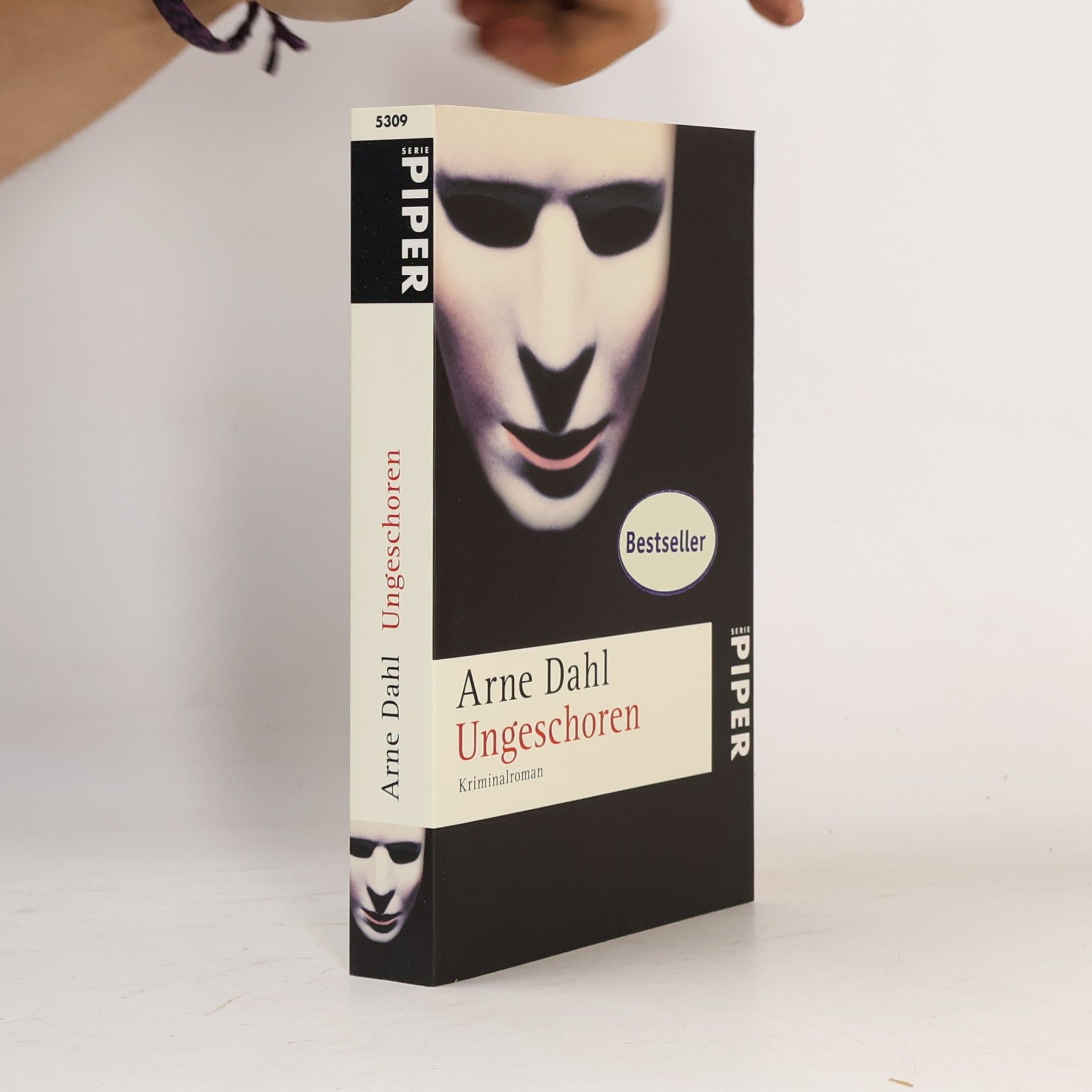 Arne Dahl Ungeschoren