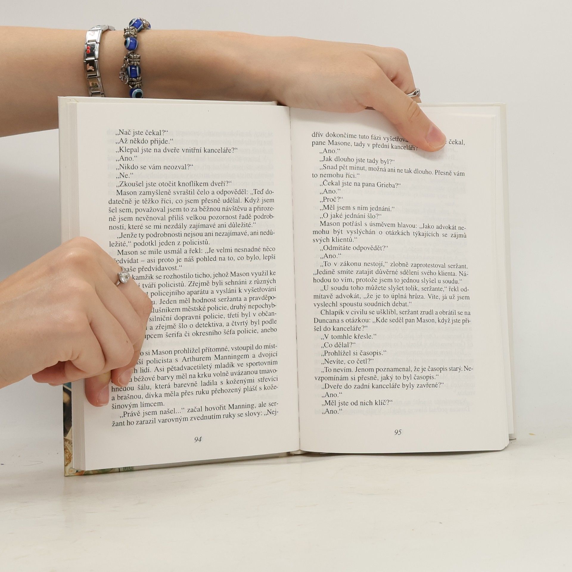Erle Stanley Gardner Případ nebezpečné vdovy