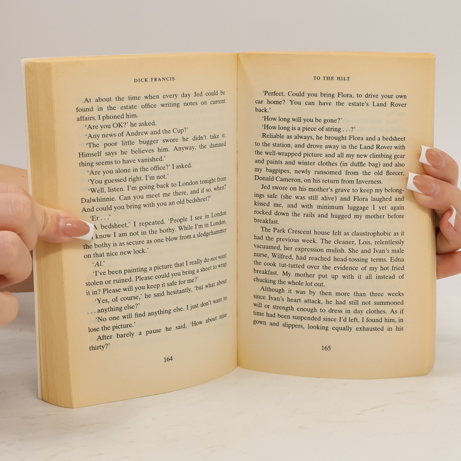 Dick Francis To The Hilt
