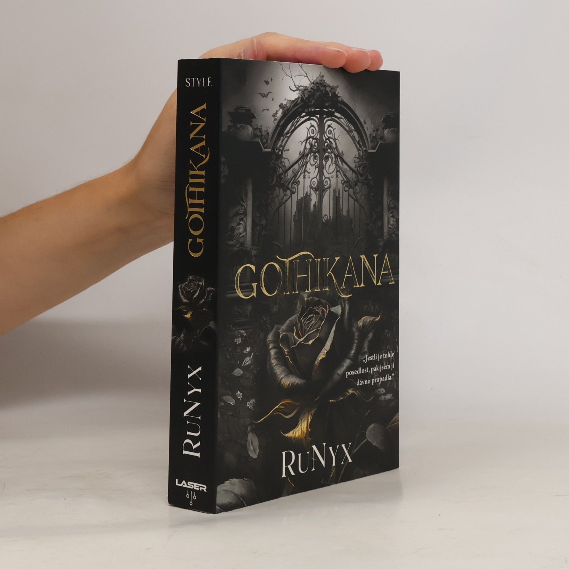 RuNyx Gothikana