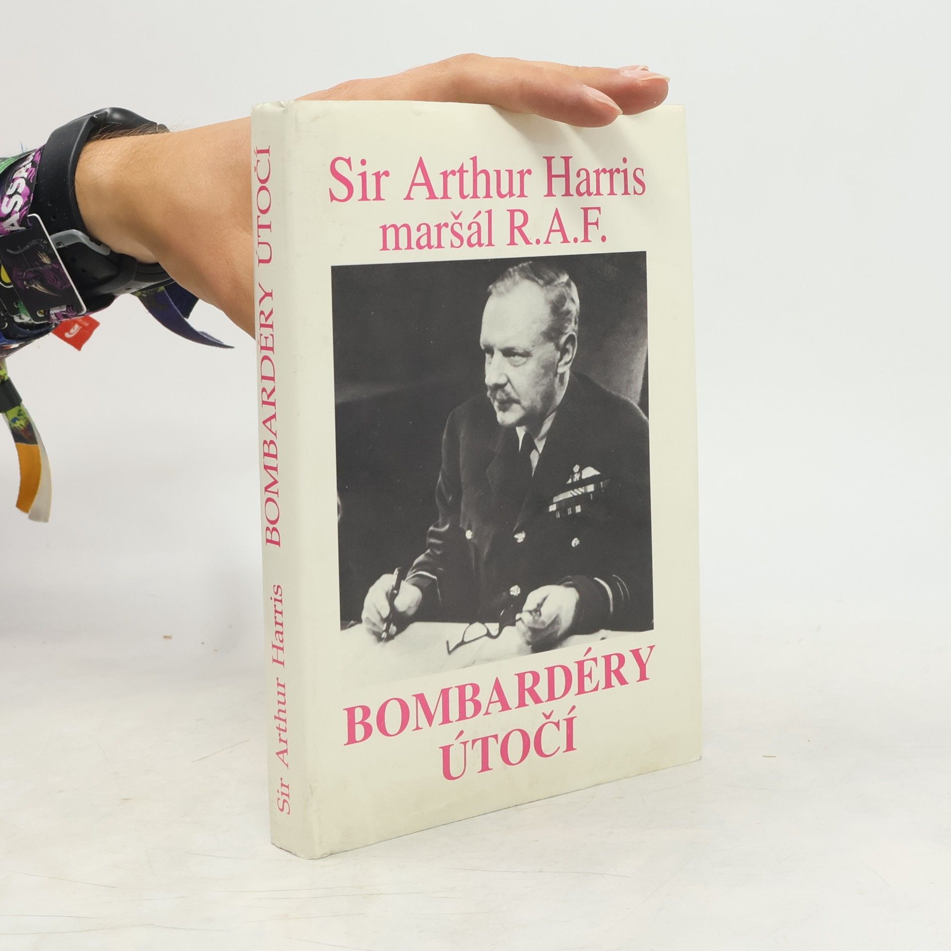 Arthur Travers Harris Bombardéry útočí