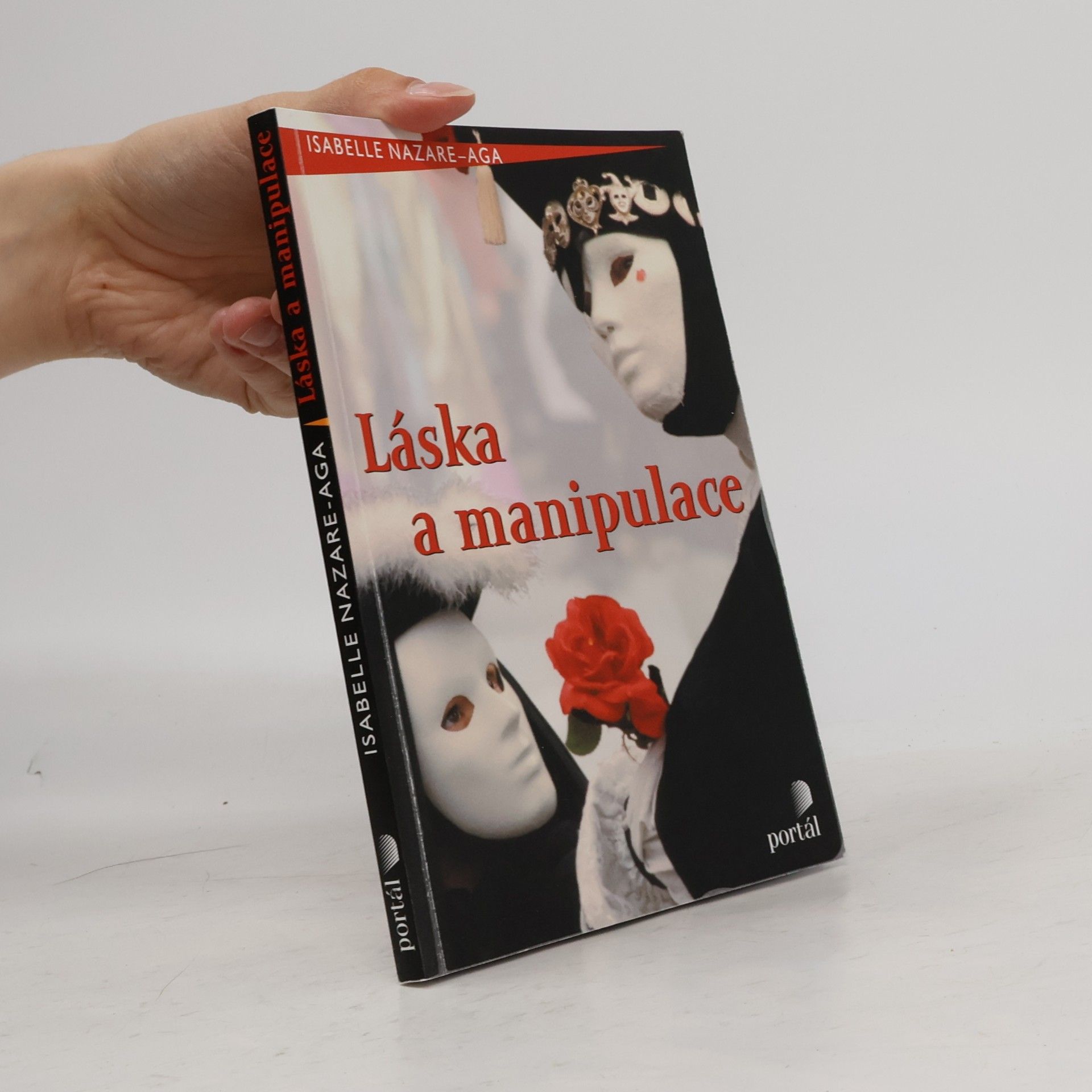 Isabelle Nazare-Aga Láska a manipulace