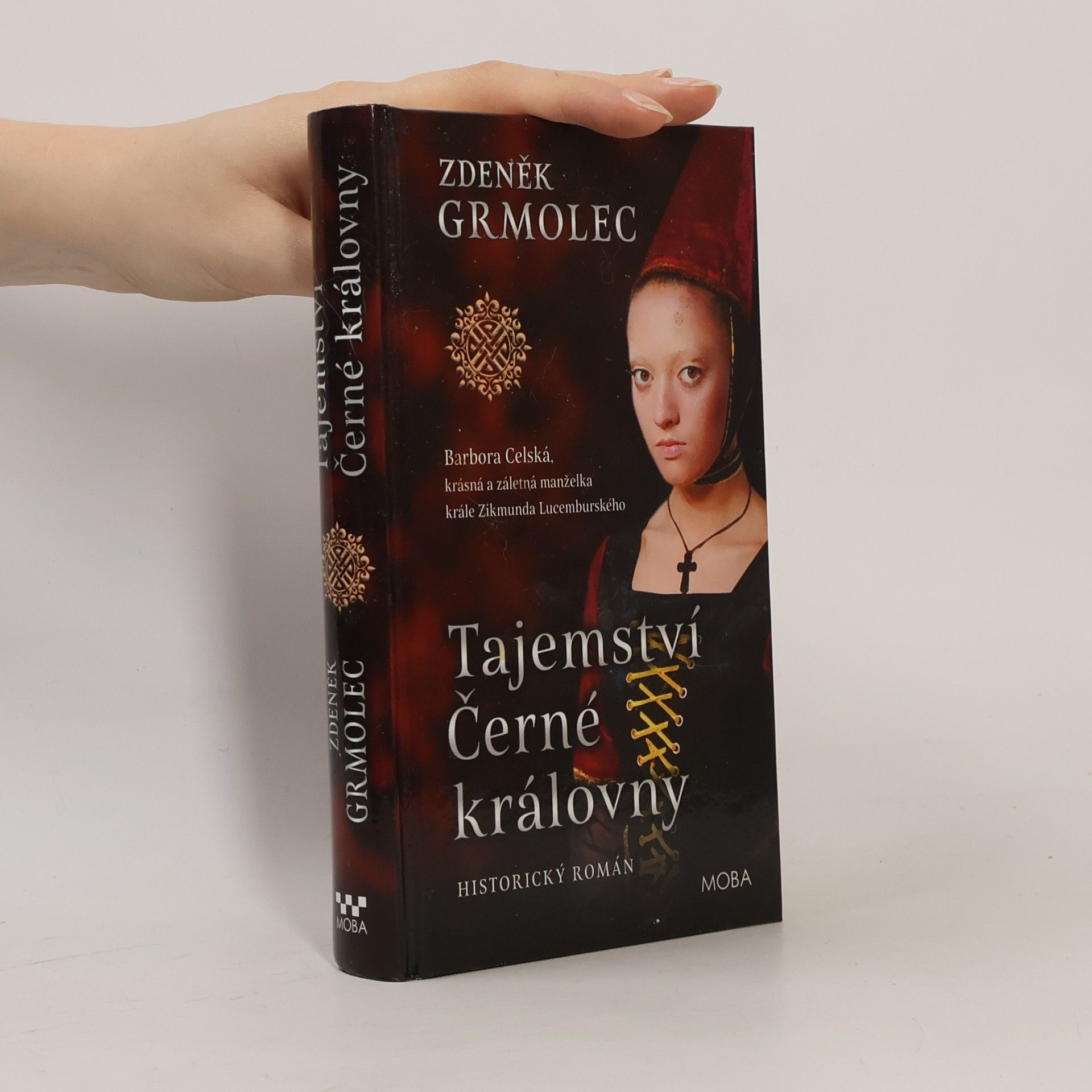 Tajemství černé královny