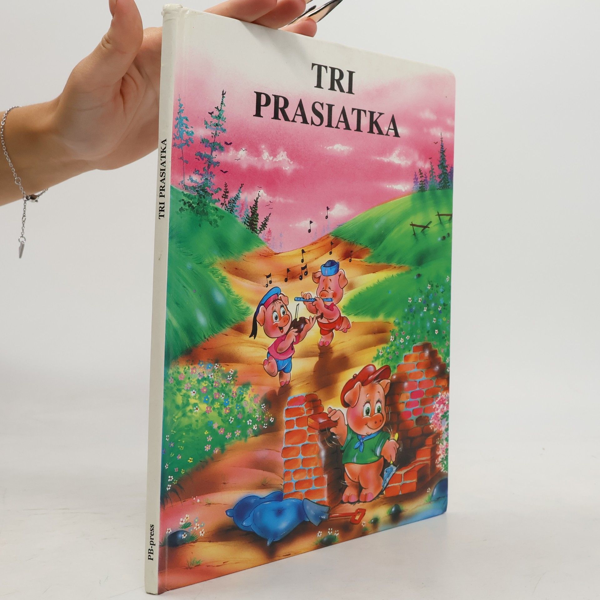 Tri prasiatka