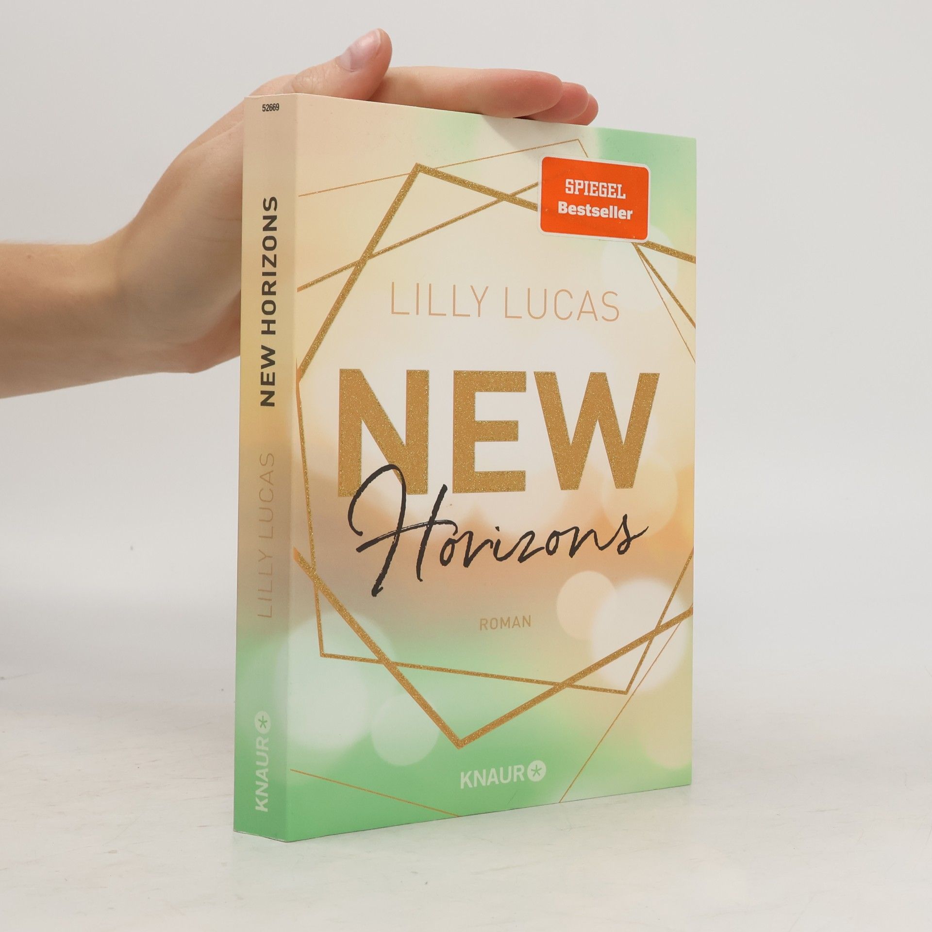 Lilly Lucas New Horizons