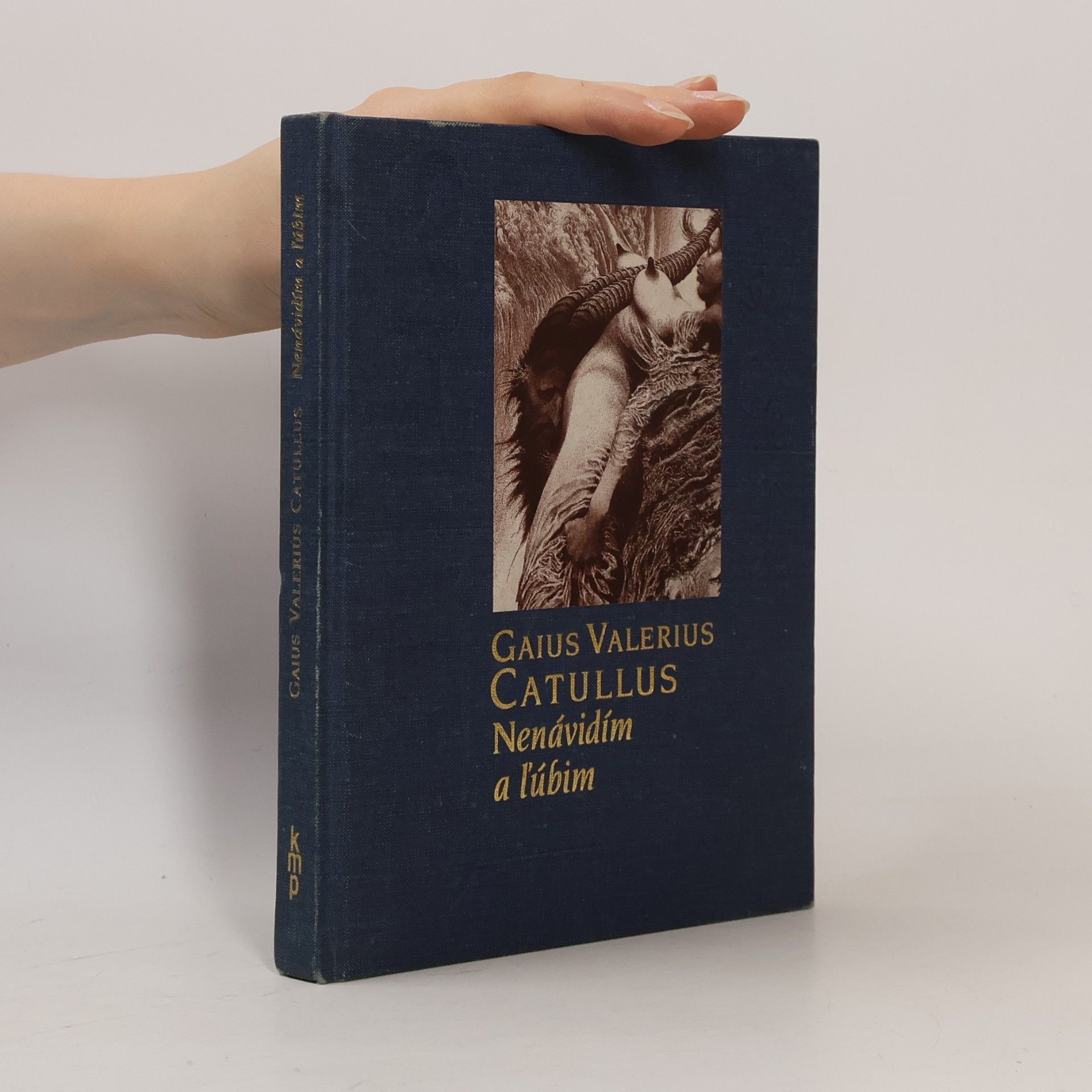 Albius Tibullus Nenávidím a ľúbim