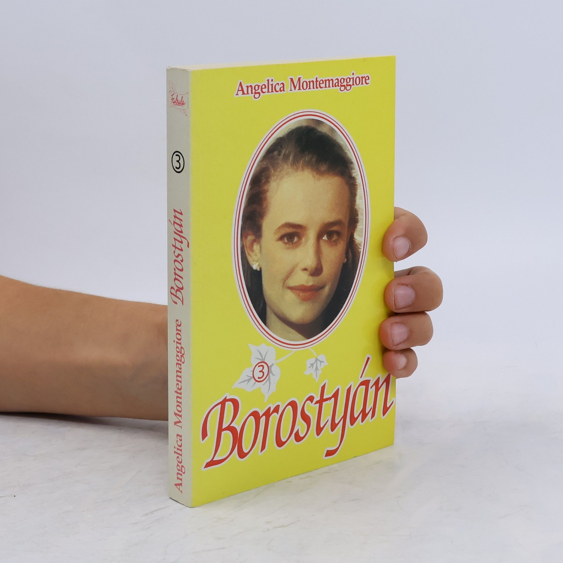 Angelica Montemaggiore Borostyán 3