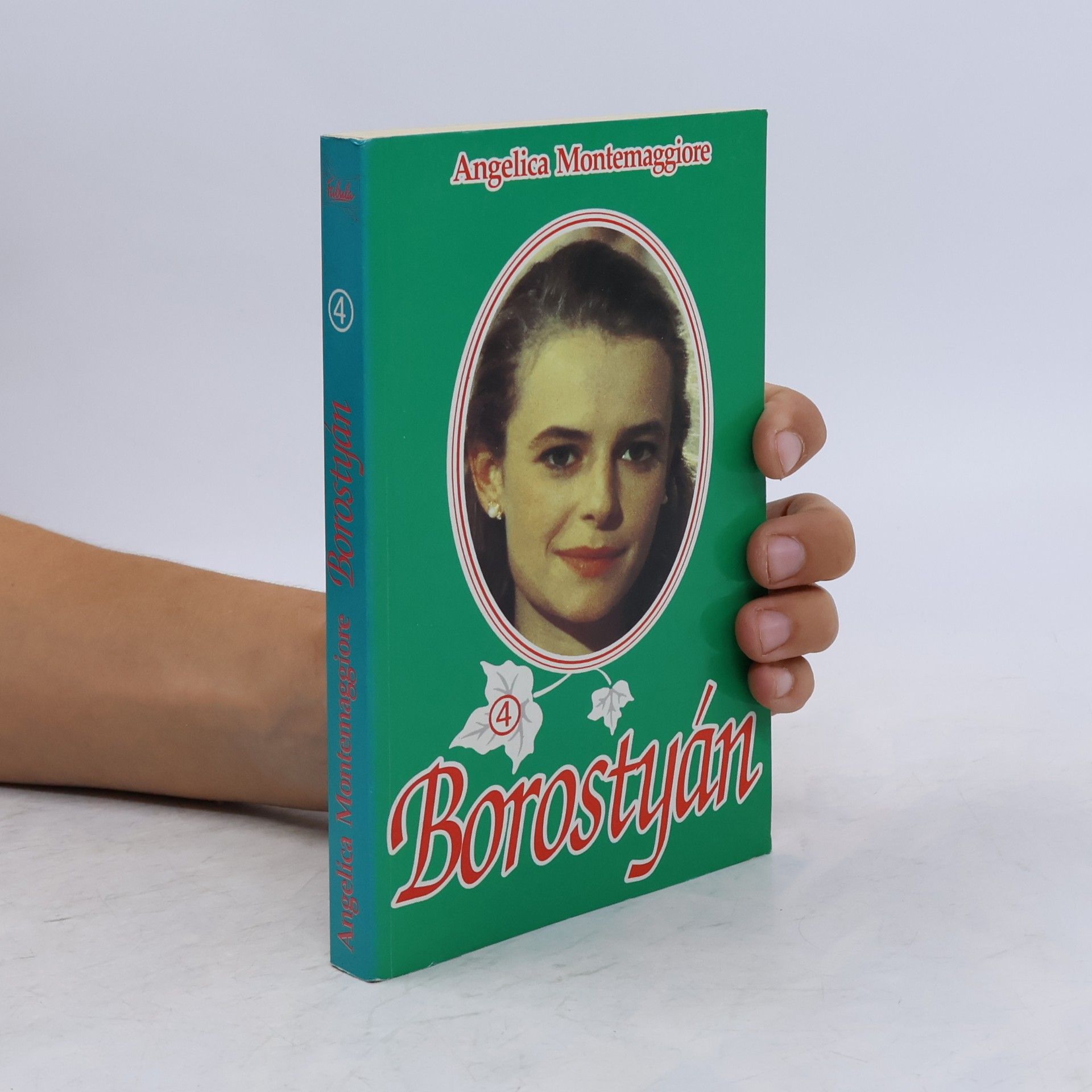 Angelica Montemaggiore Borostyán 4
