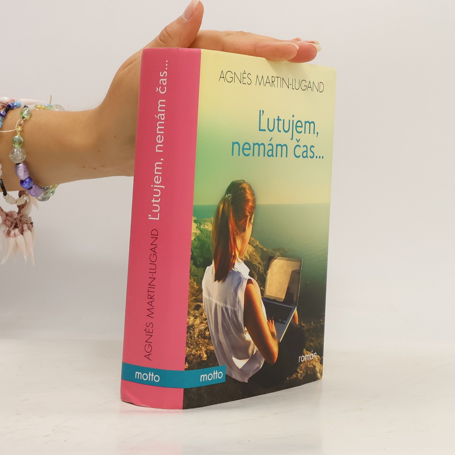 Agnès Martin-Lugand Ľutujem, nemám čas...