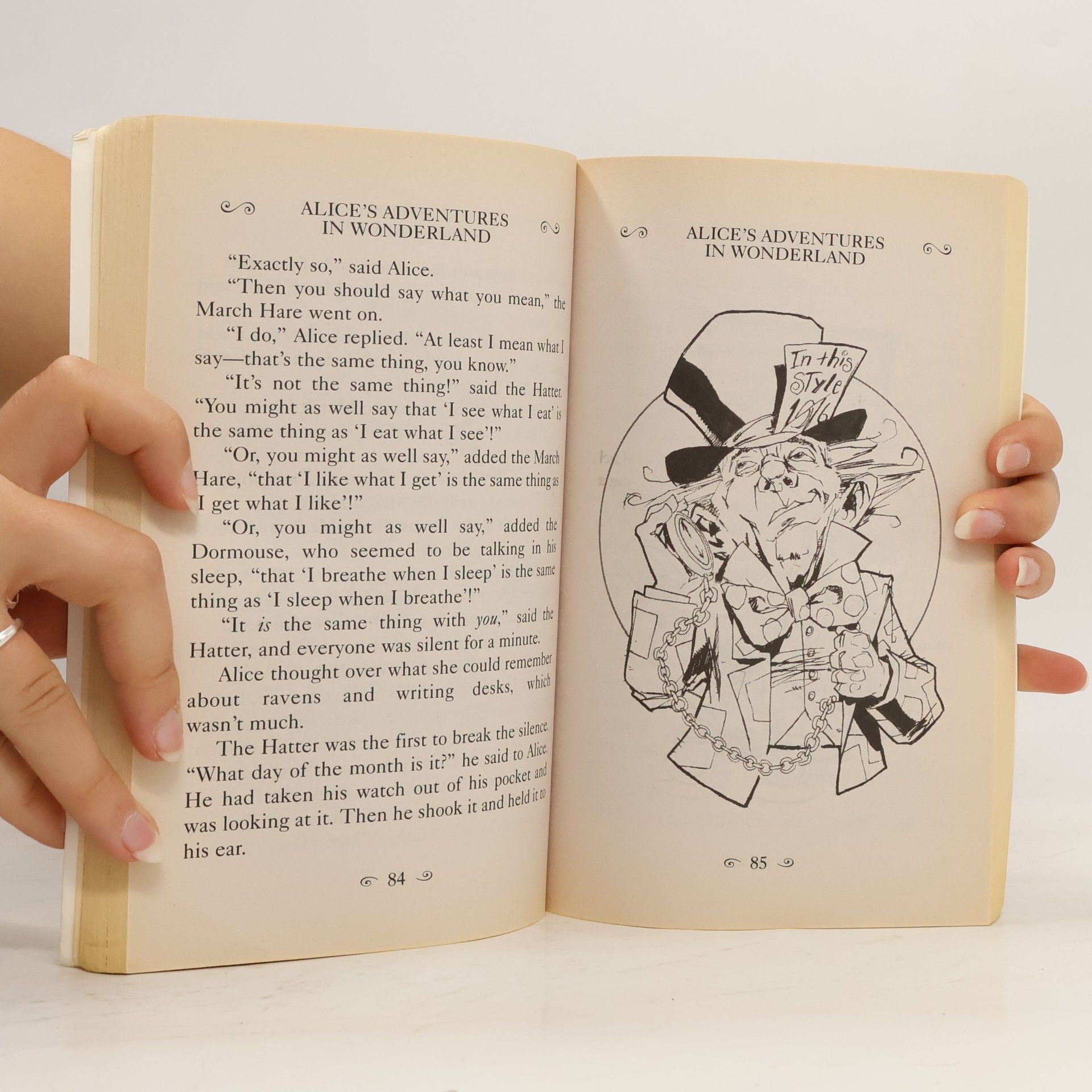 Lewis Carroll Alice's Adventures in Wonderland