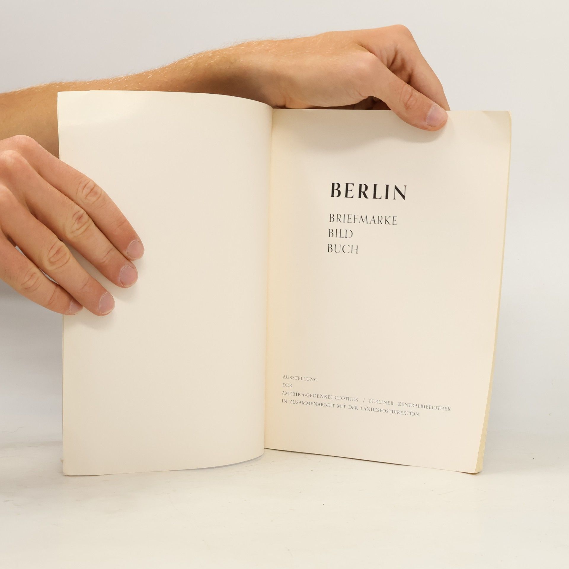 kolektiv Berlin. Briefmarke – Bild – Buch