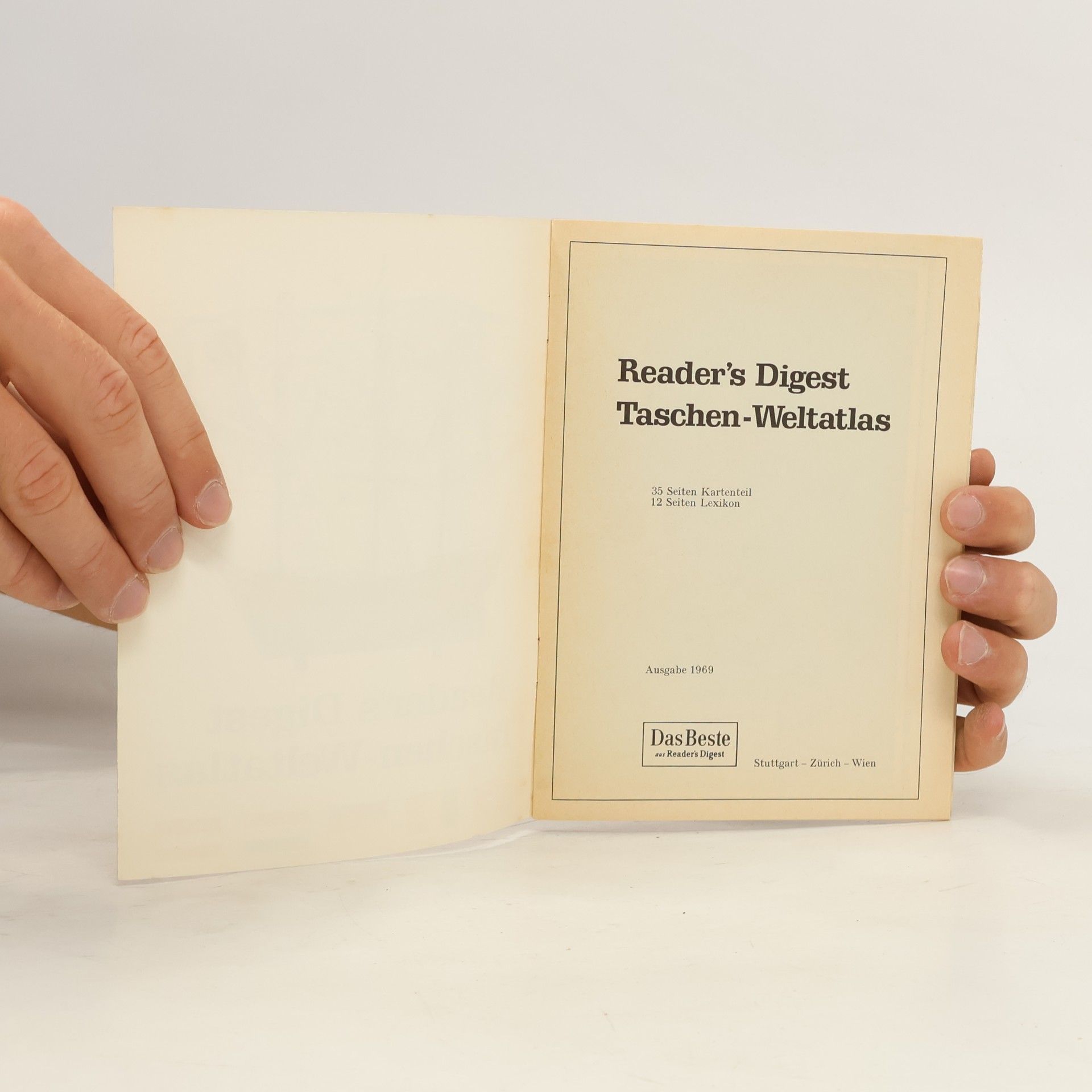 Autorenkollektiv Der neue praktische Taschen-Weltatlas mit Länderlexikon von A-Z