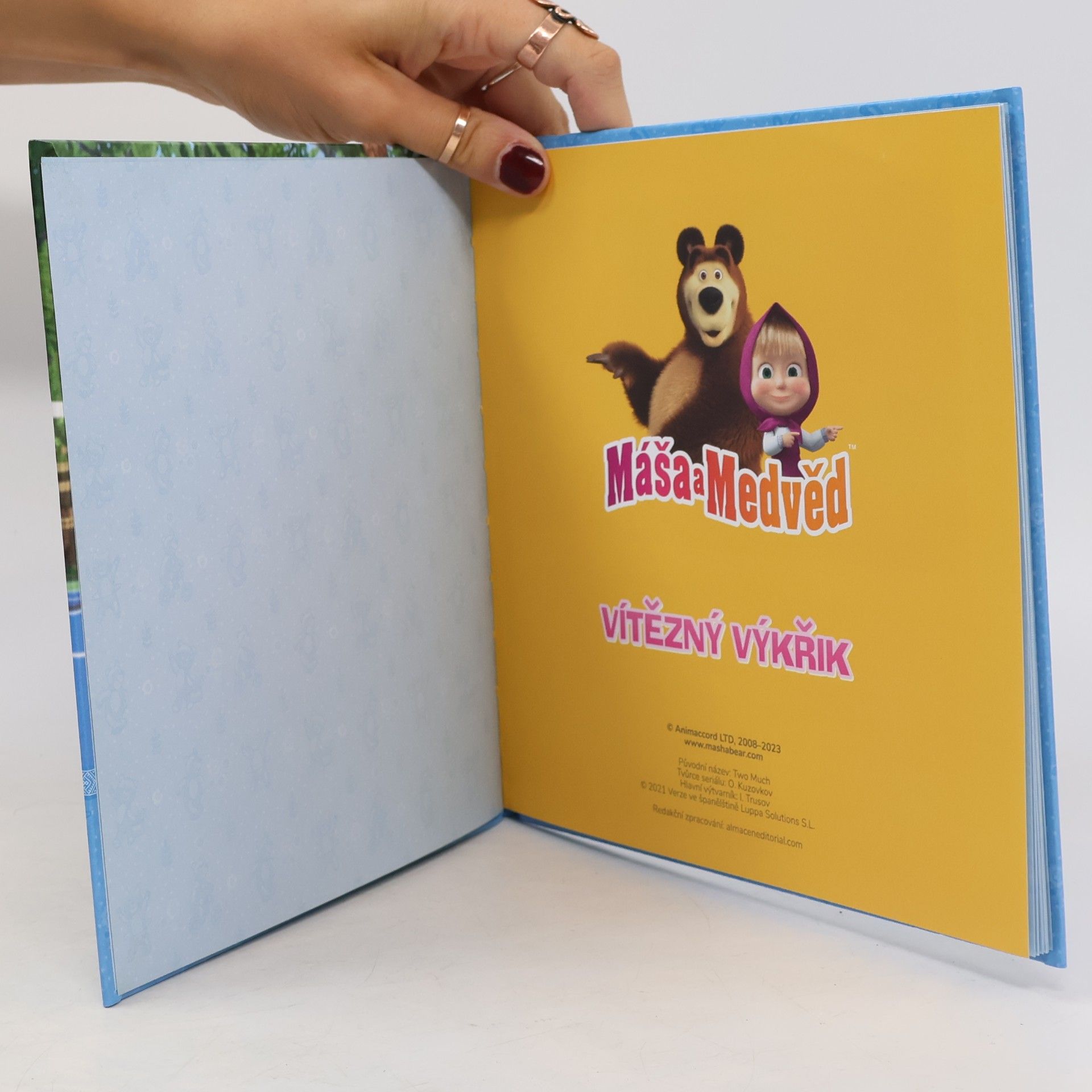 Collectif d'auteurs Máša a Medvěd. Vítězný výkřik