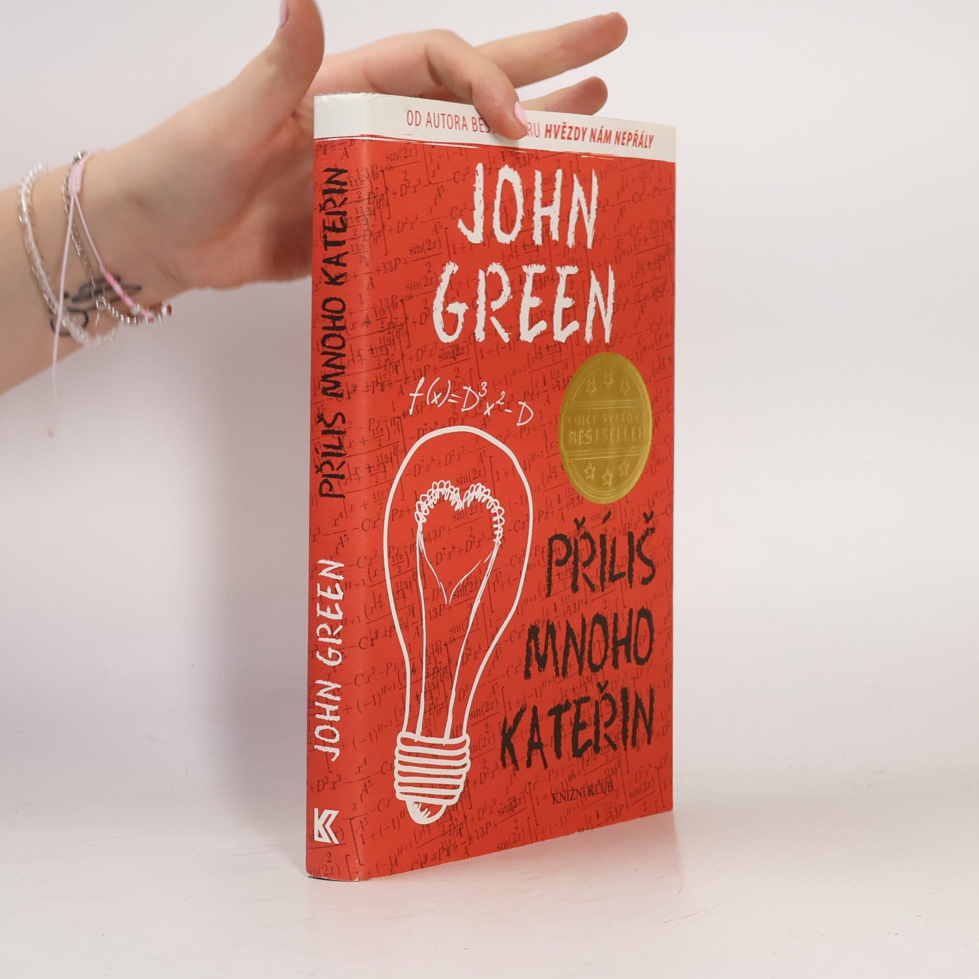 John Green Příliš mnoho Kateřin