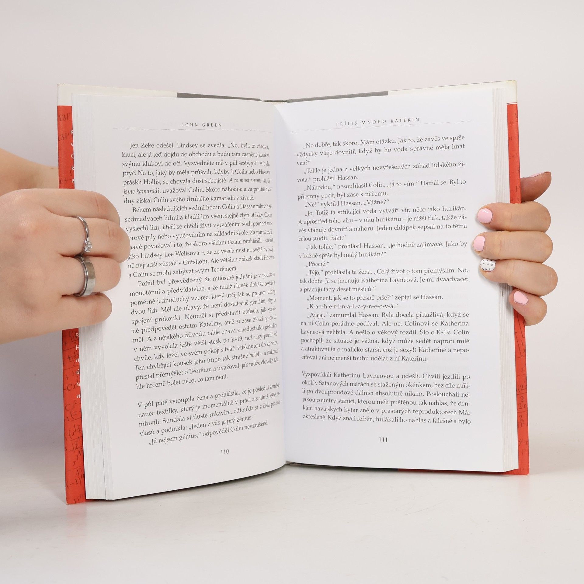 John Green Příliš mnoho Kateřin
