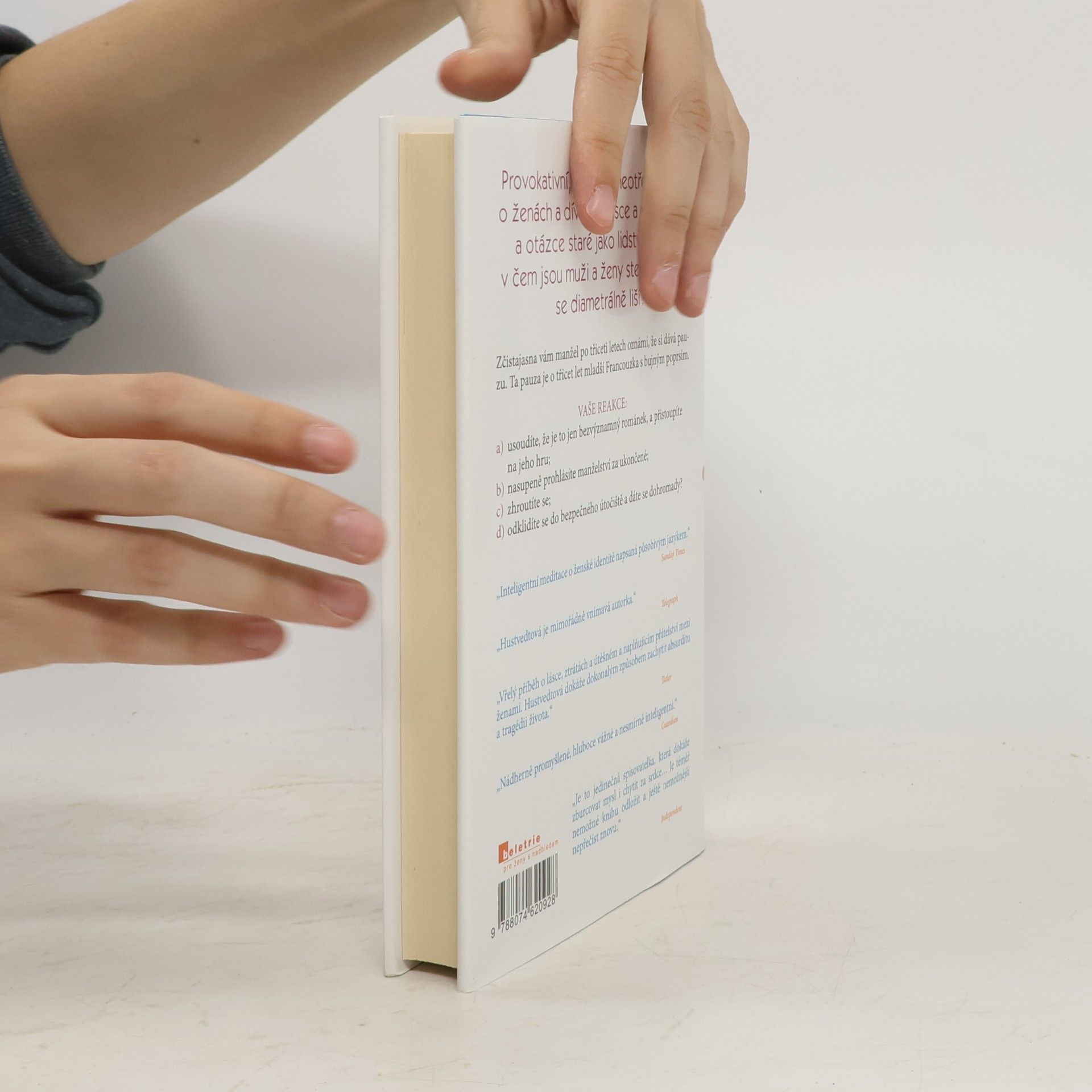 Siri Hustvedt Léto bez mužů