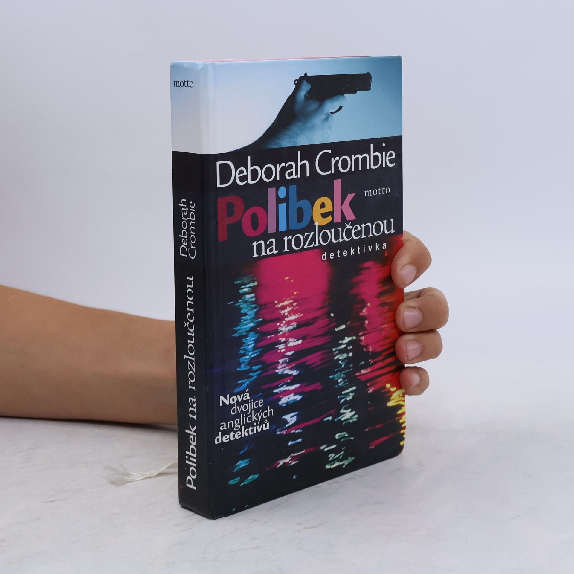 Crombie Deborah Polibek na rozloučenou