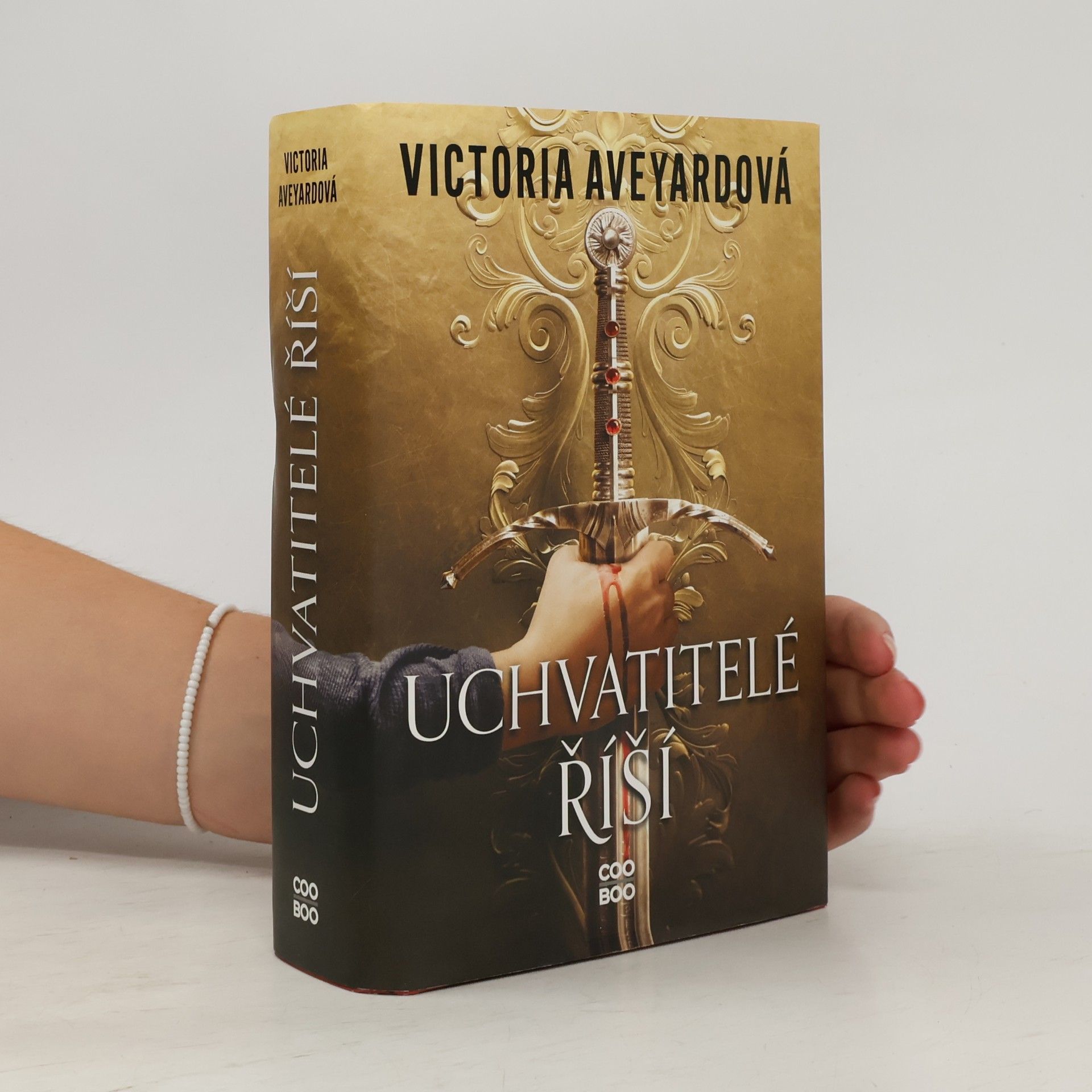 Victoria Aveyard Uchvatitelé říší