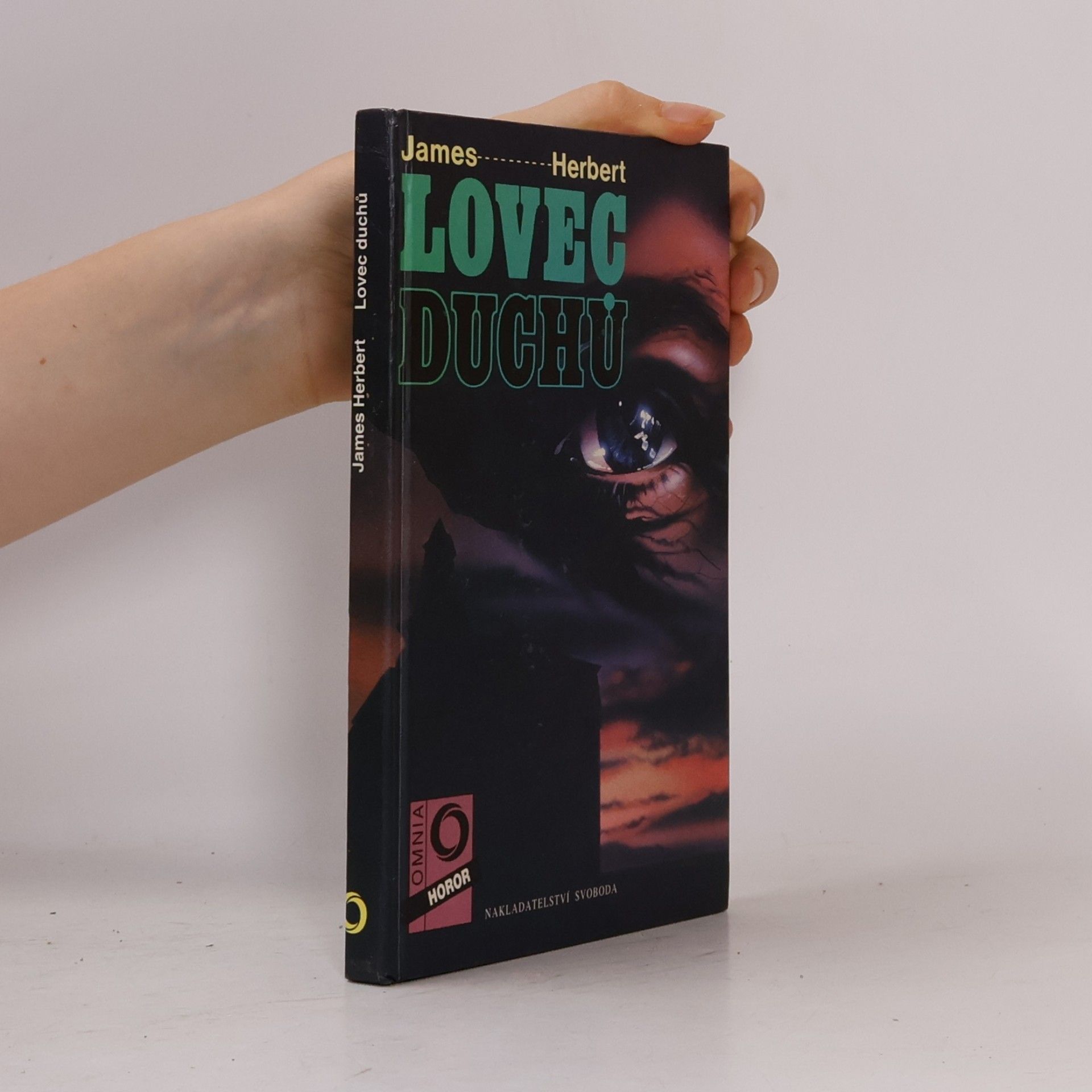 James Herbert Lovec duchů
