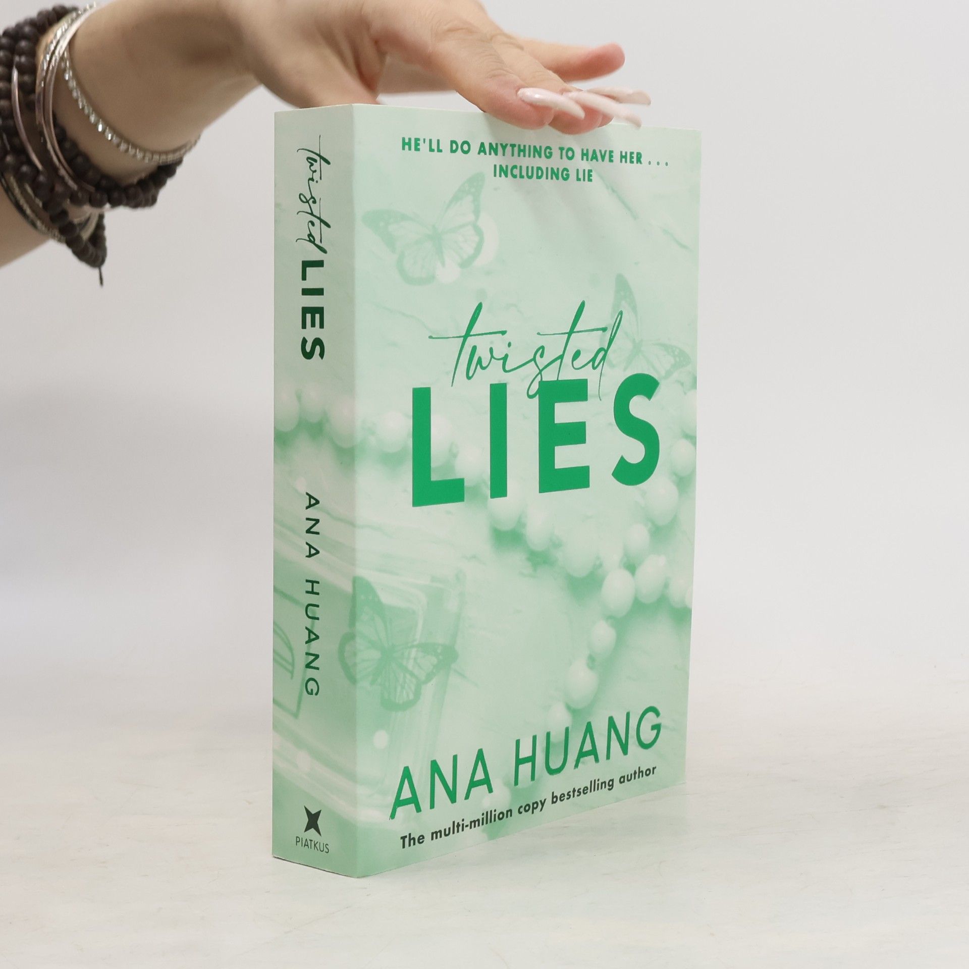 Ana Huang Twisted lies