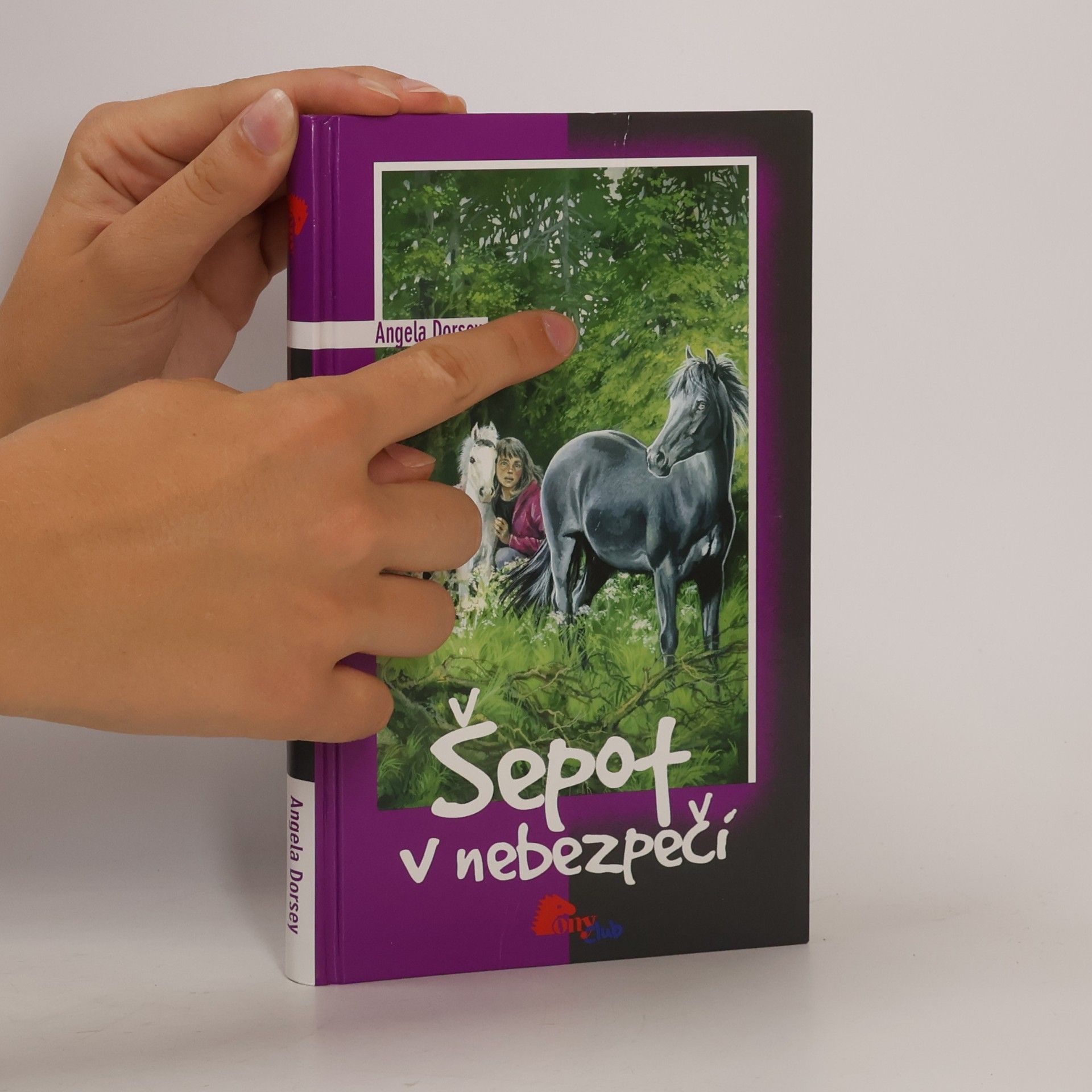 Angela Dorsey Šepot v nebezpečí
