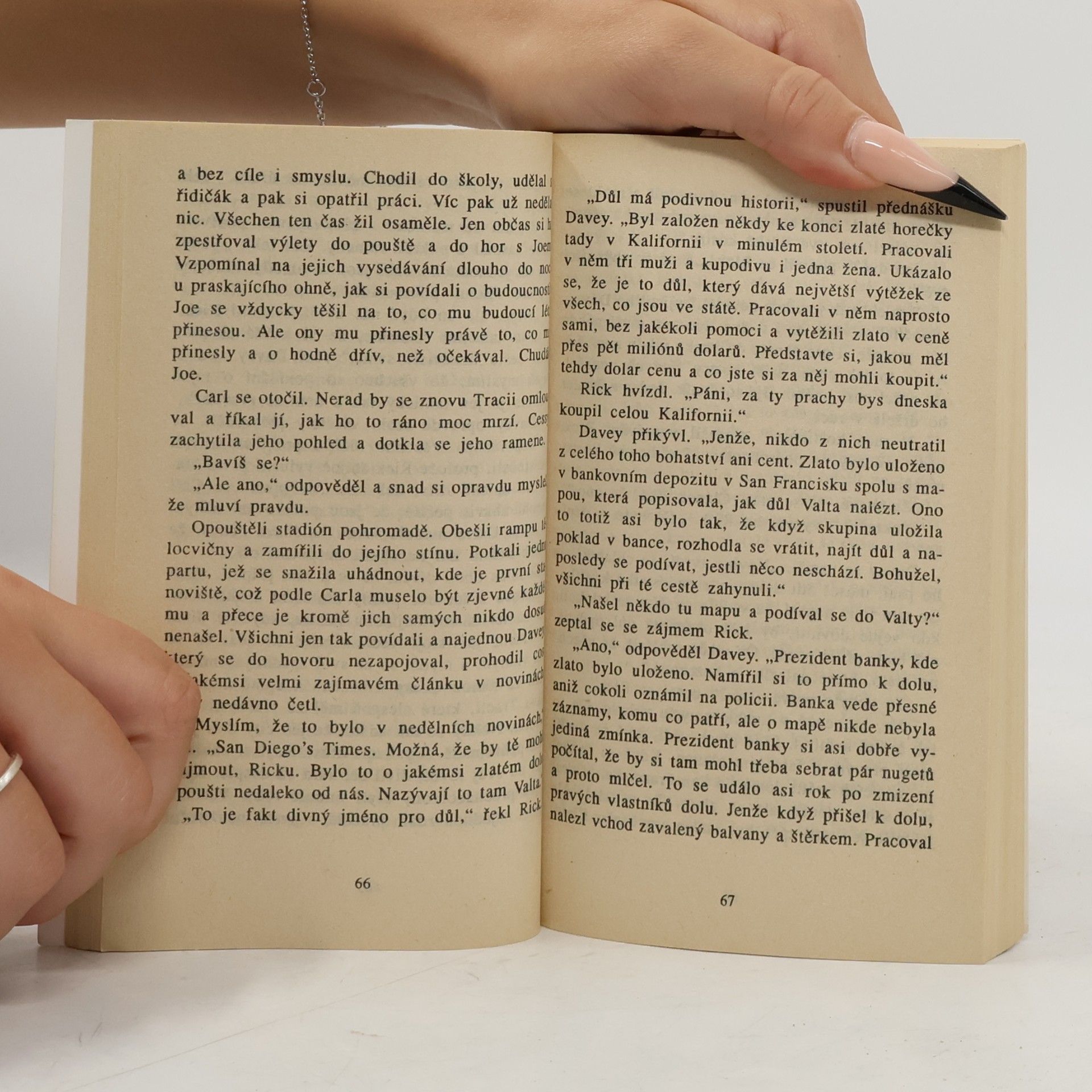 Christopher Pike Honba za přízraky. Stopy hrůzy 34
