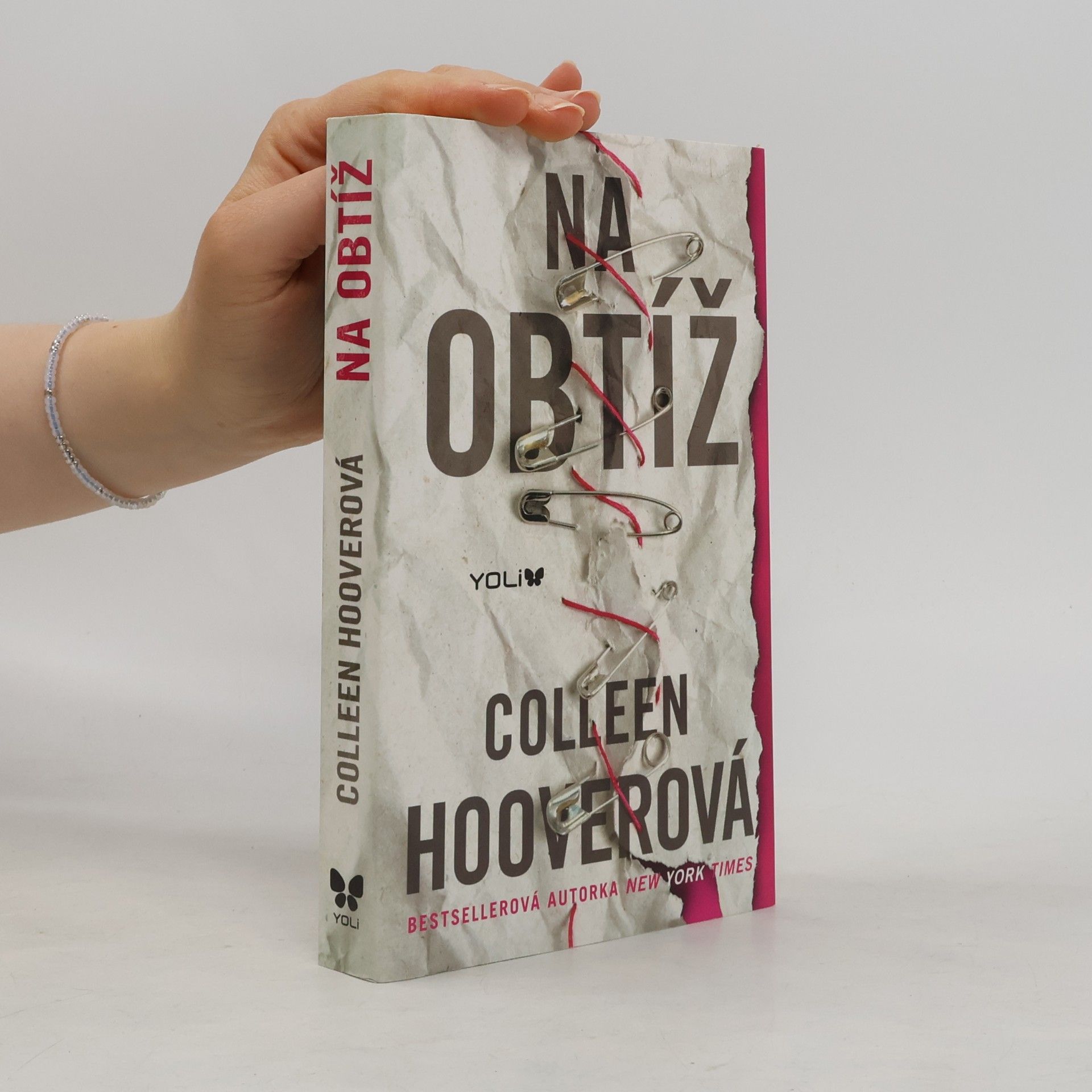 Colleen Hoover Na obtíž