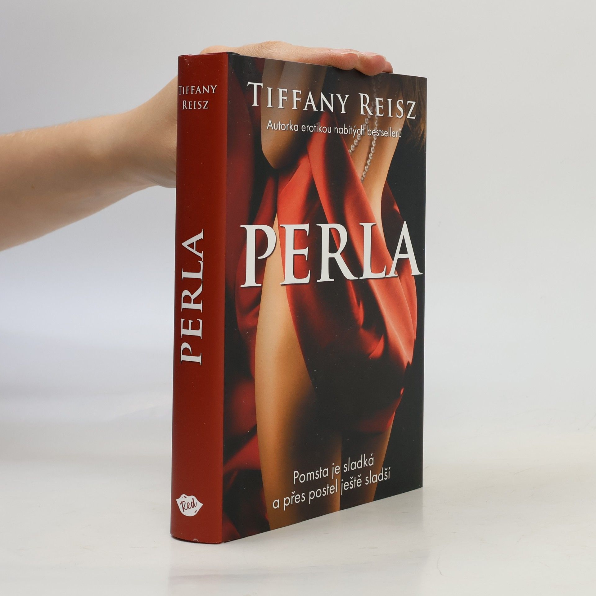 Tiffany Reisz Perla