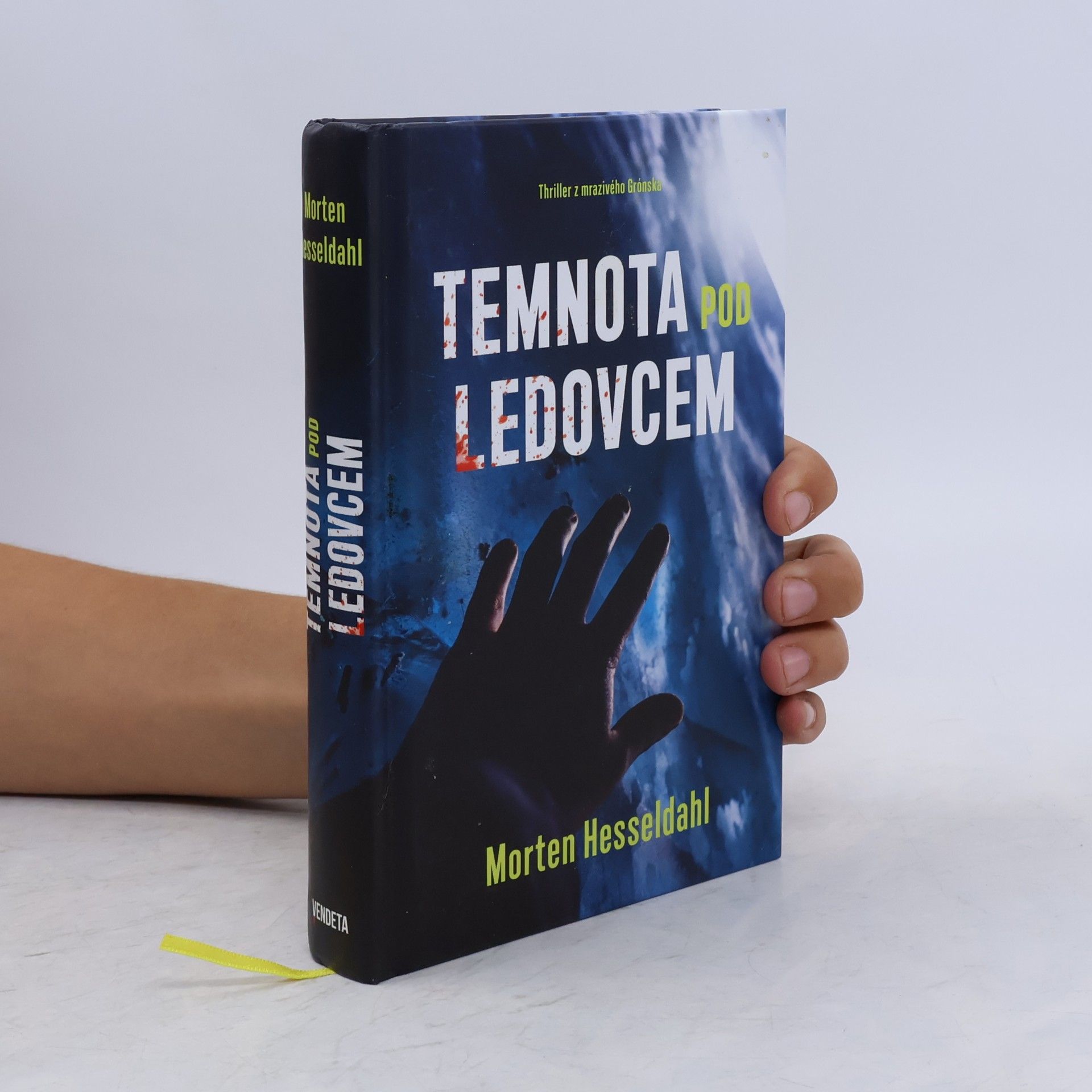 Morten Hesseldahl Temnota pod ledovcem