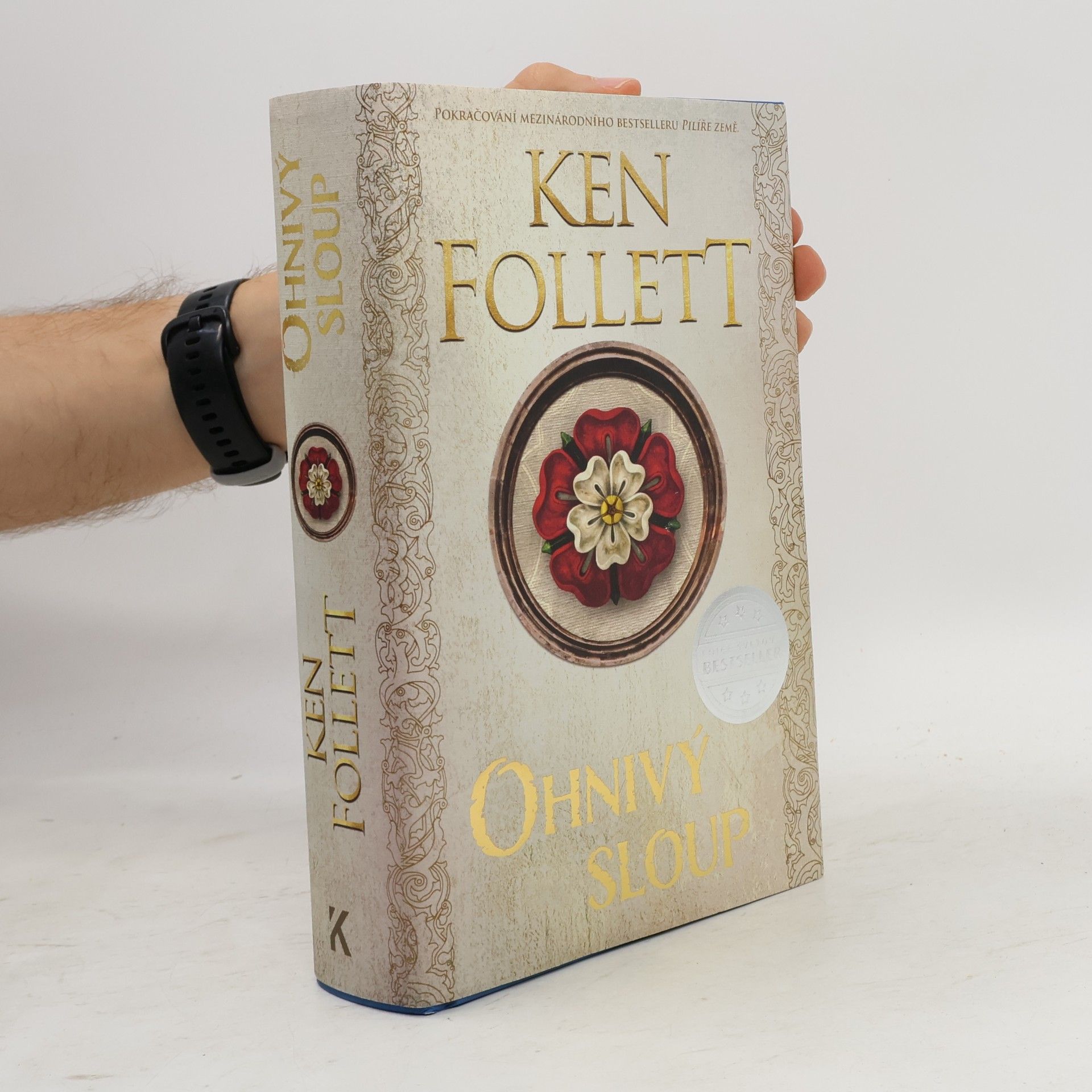 Ken Follett Ohnivý sloup
