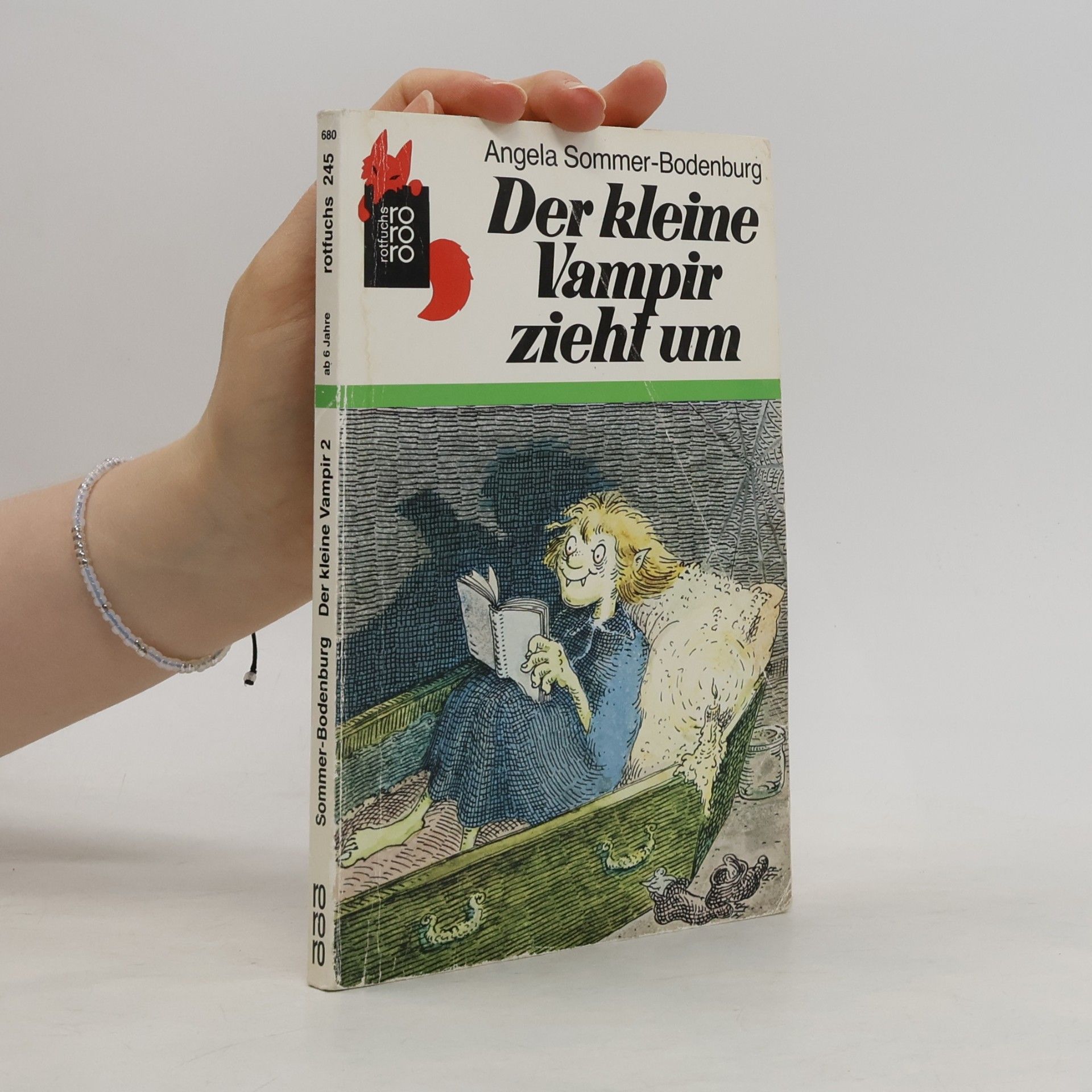 Angela Sommer-Bodenburg Der kleine Vampir zieht um