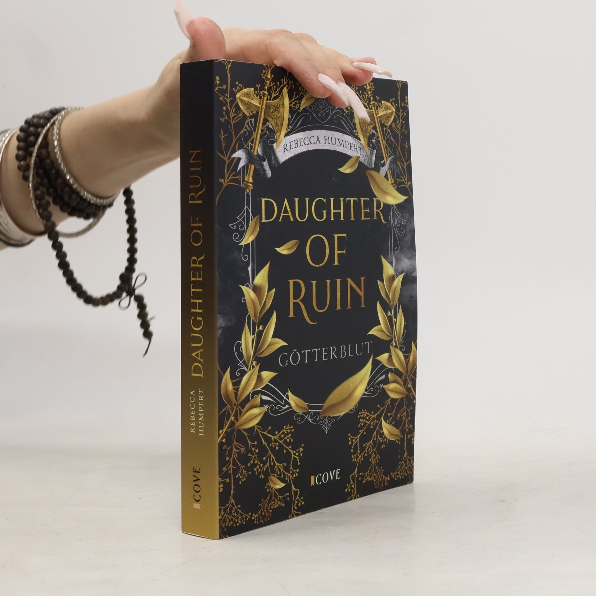 Rebecca Humpert Daughter of Ruin. Götterblut