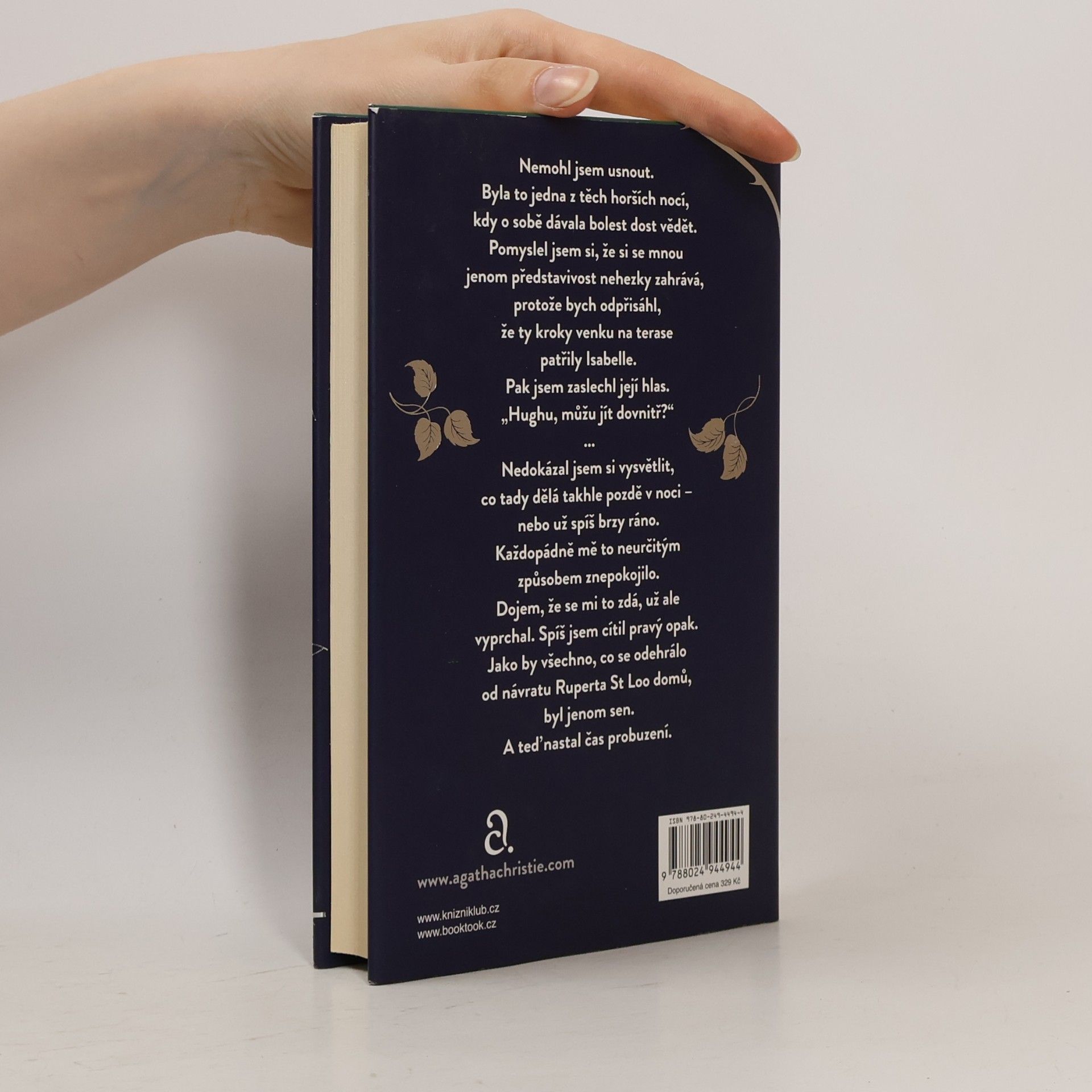 Agatha Christie Růže a tis
