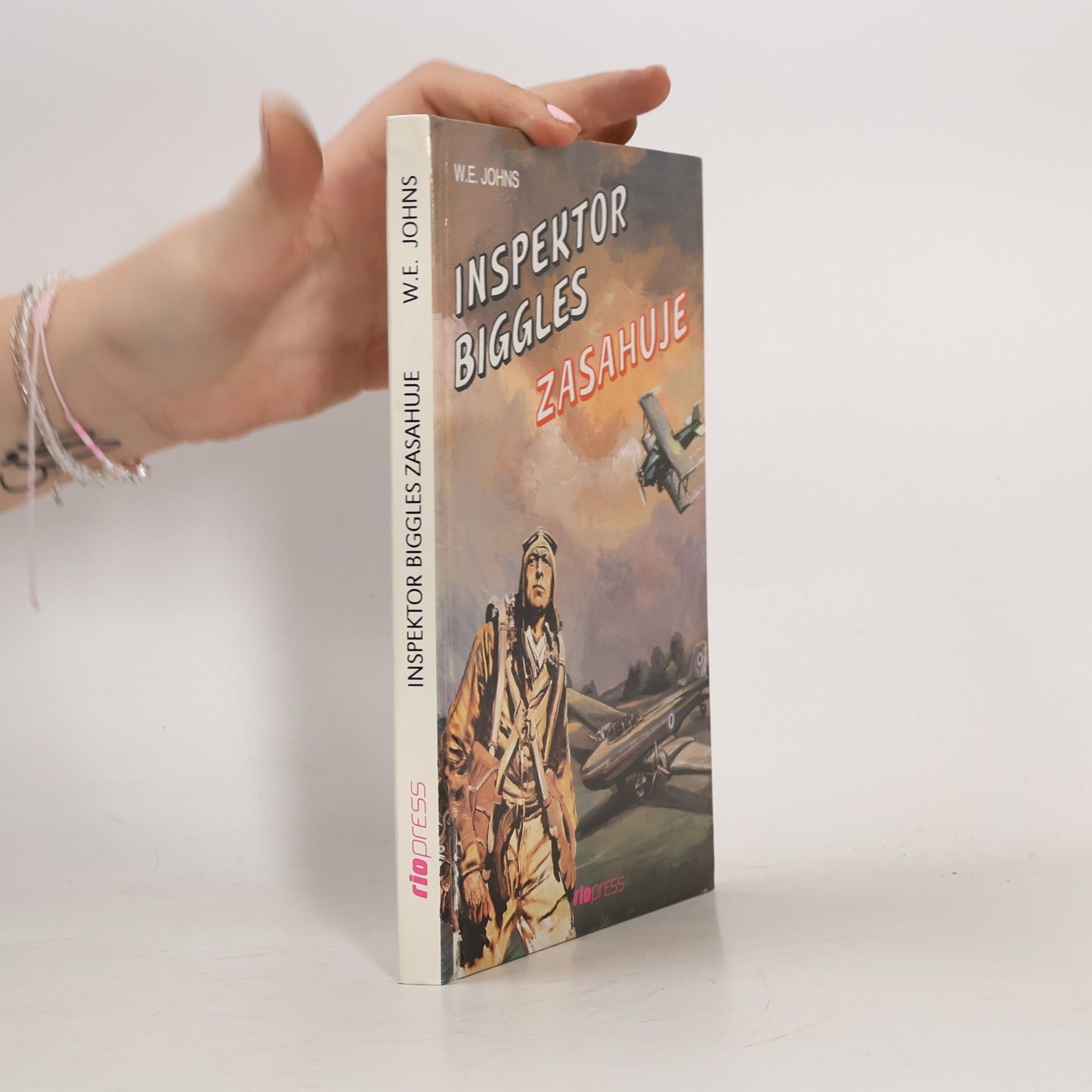 W. E. Johns Inspektor Biggles zasahuje