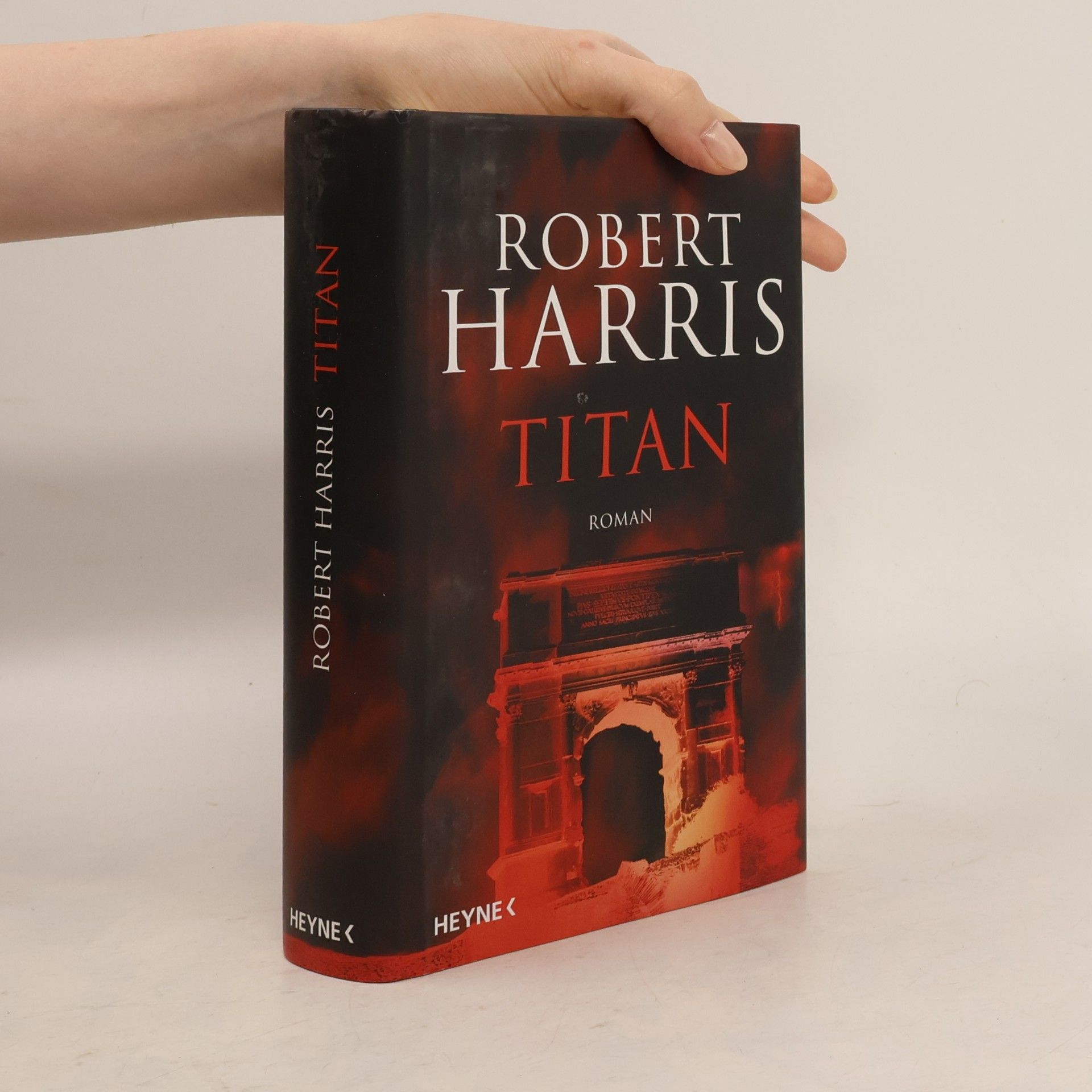Robert Harris Titan