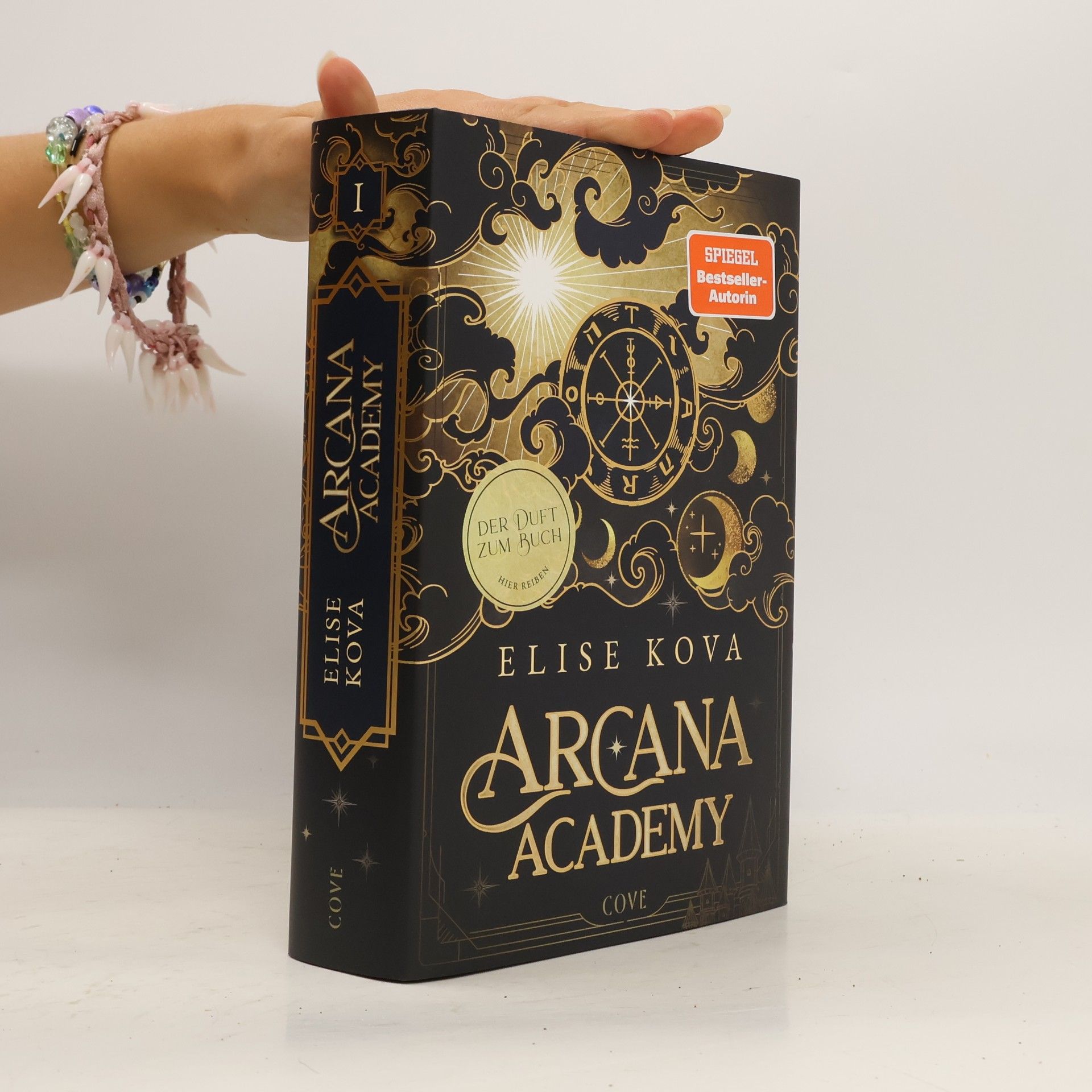 Elise Kova Arcana Academy I.